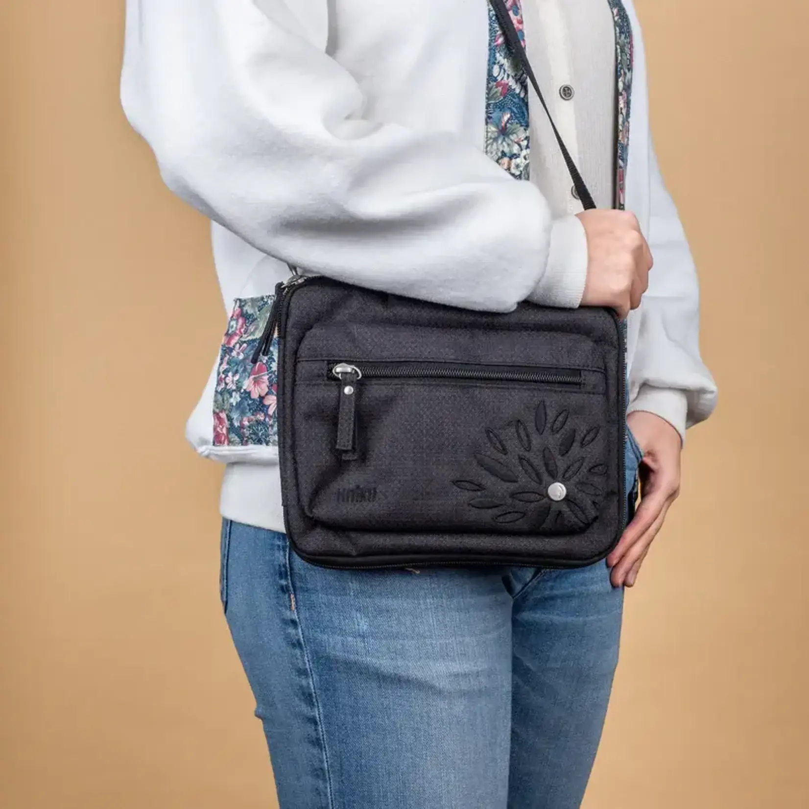 Haiku Black In Bloom Aspire Folio