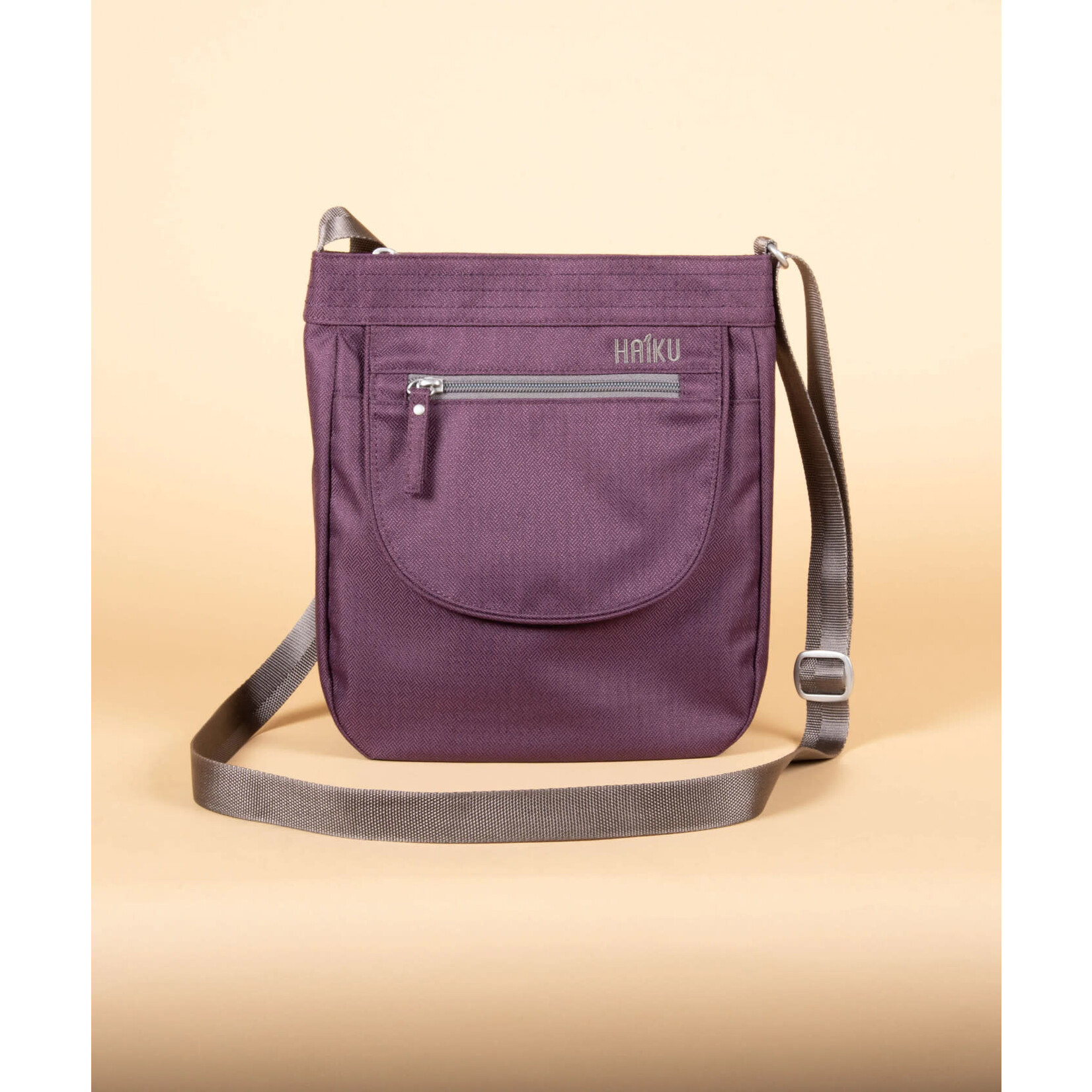 Haiku Blackberry Jaunt Purse