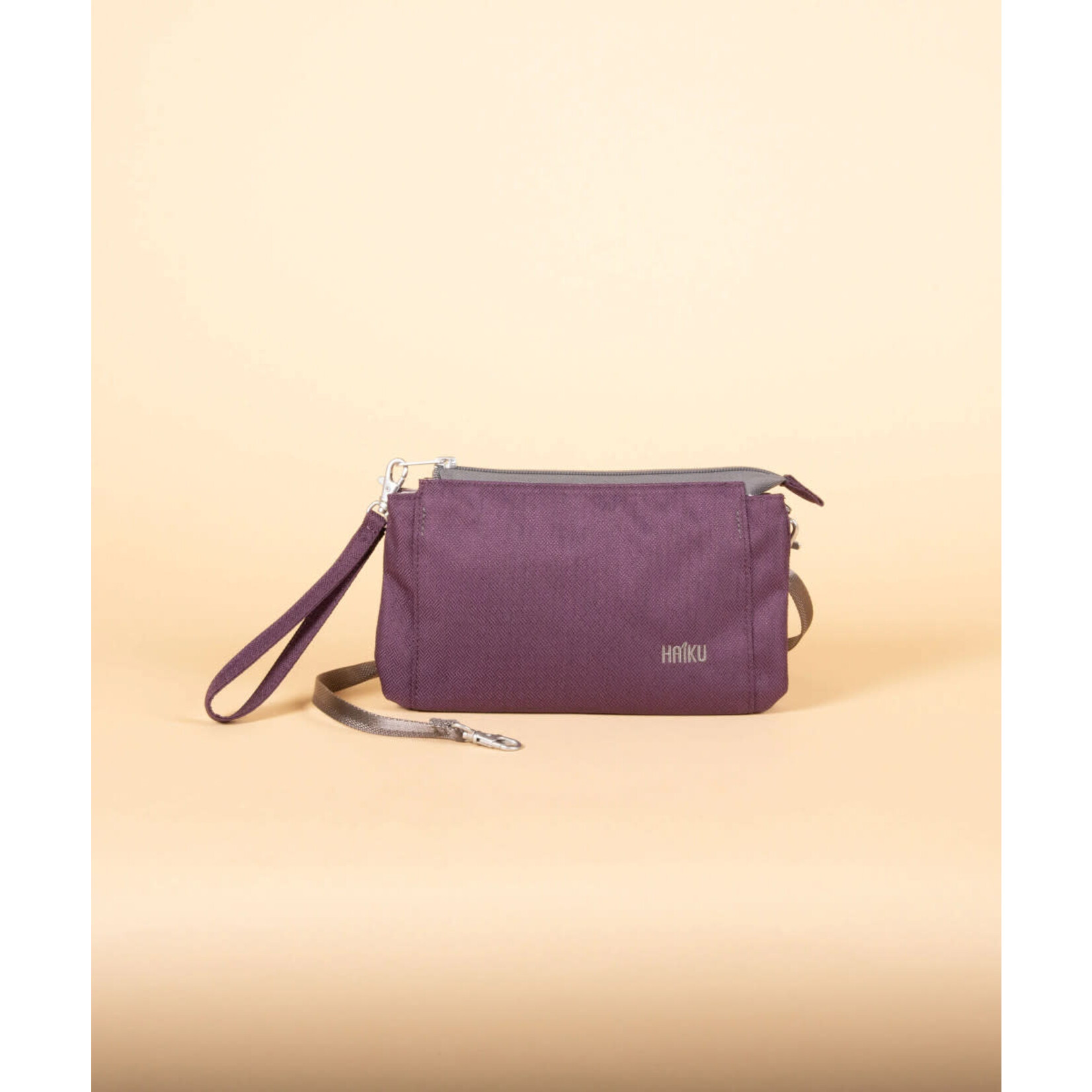 Haiku Blackberry Stride Wristlet