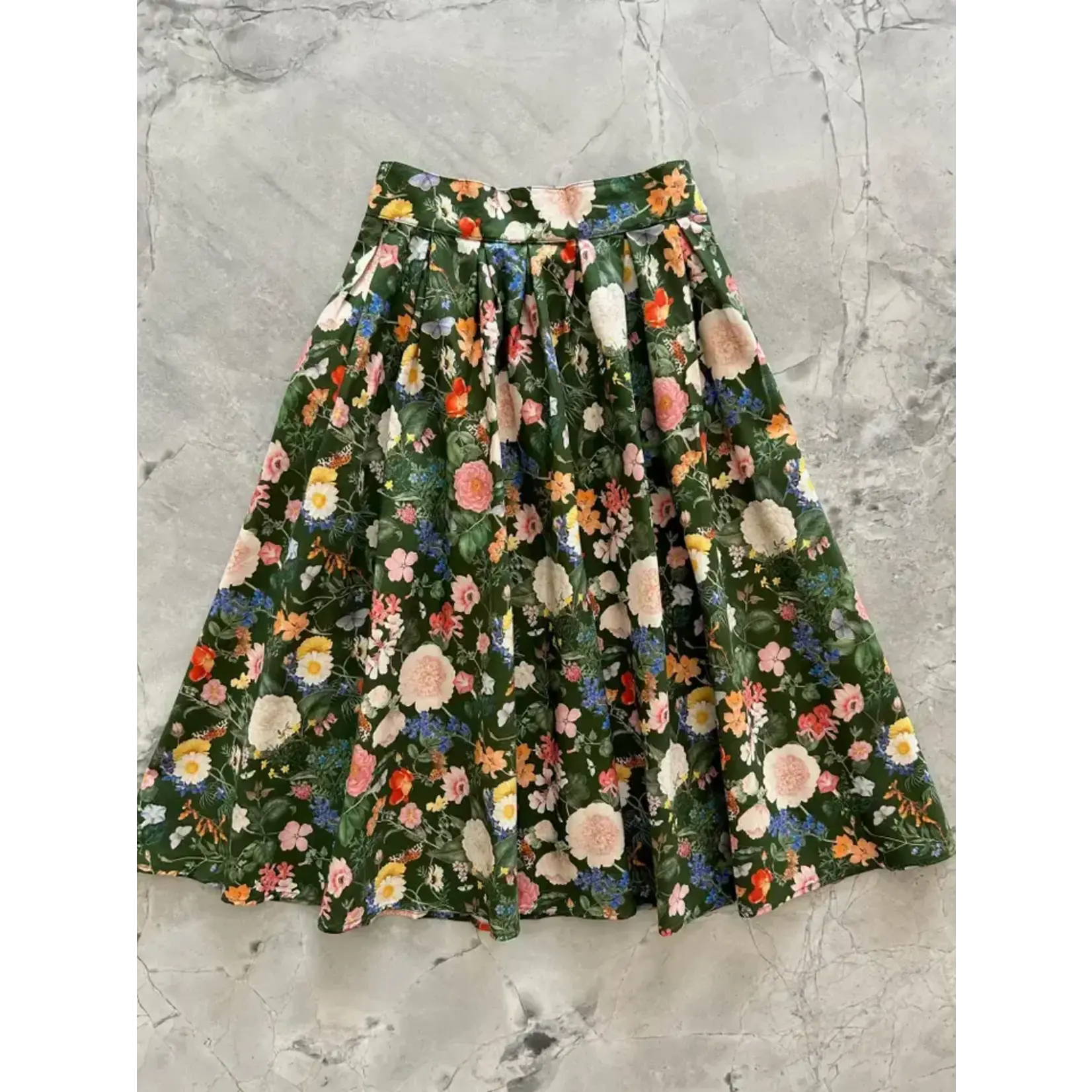 Retrolicious Dark Floral Doris Skirt