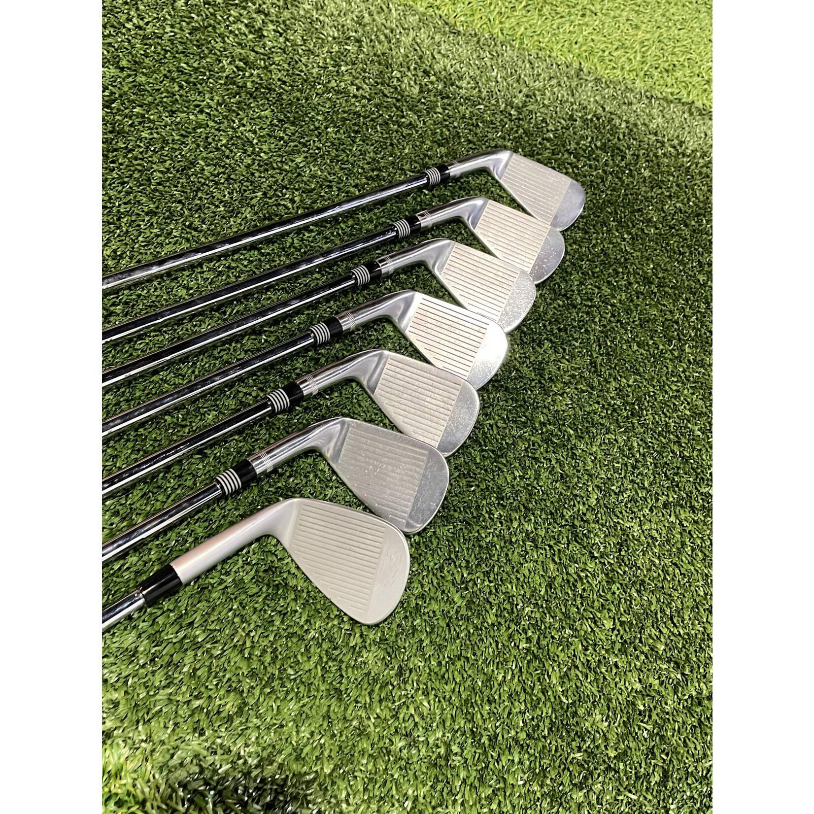 Used Sub70  irons, 659MB 4-9 iron, Dynamic Gold s300 shafts + Mizuno T24 46deg. PW