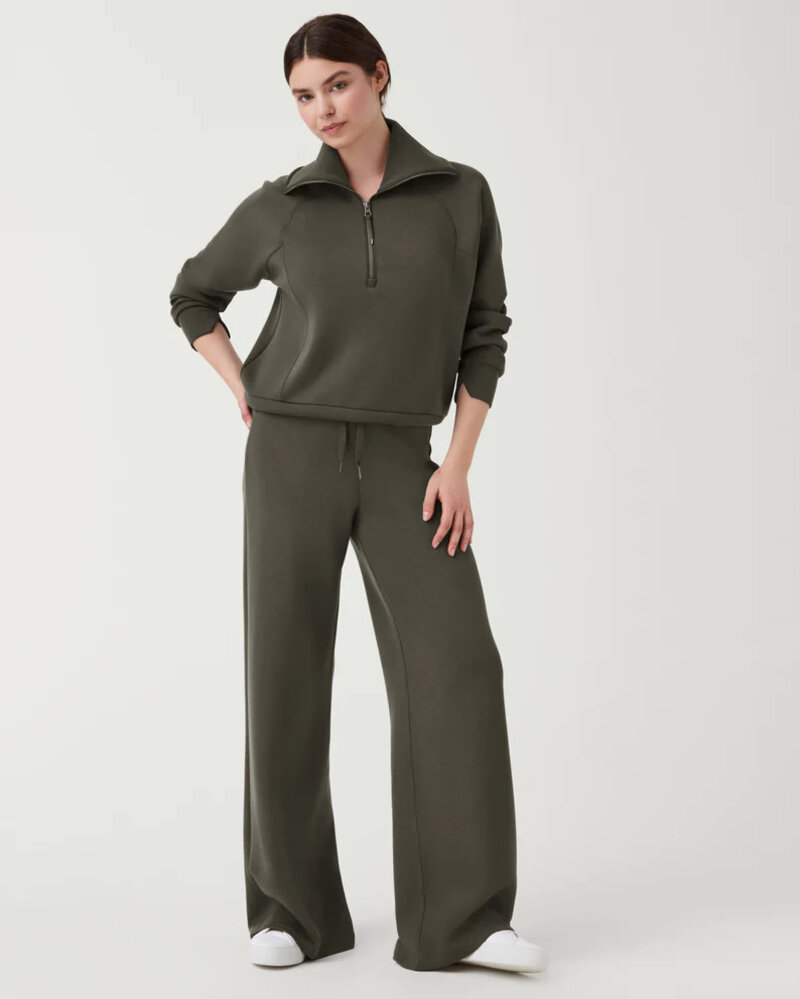 SPANX Air Essentials Wide Leg Pant – Six Sisters Boutique-NULU