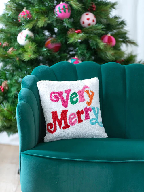 Shiraleah Very Merry Pillow