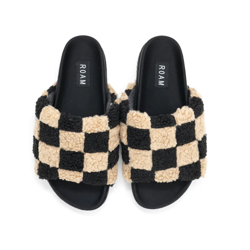 Roam Roam Fuzzy Checkered Slide