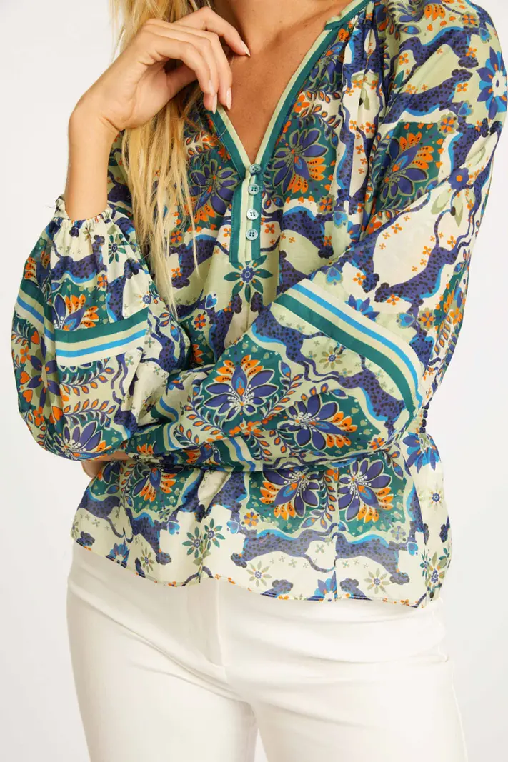 Caballero Tarot Wildcat Taperstry Top