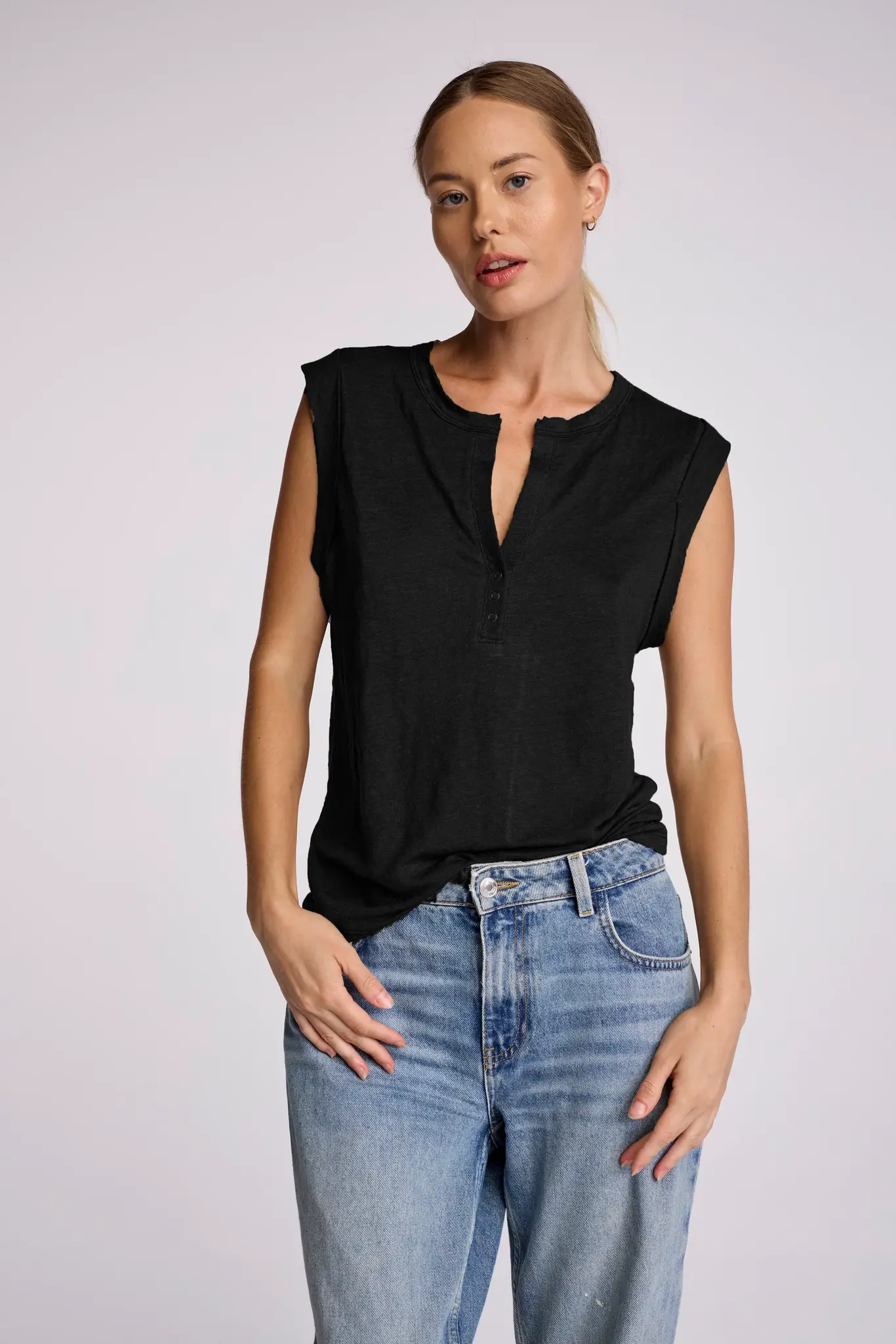 Sundays Linen Sky Tee