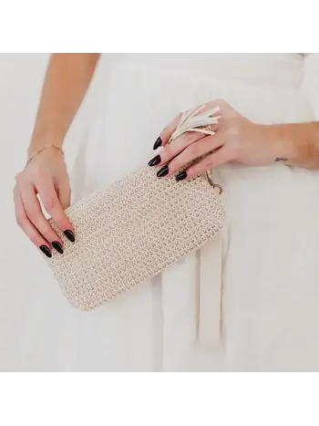 Rome Raffia Clutch Wristlet