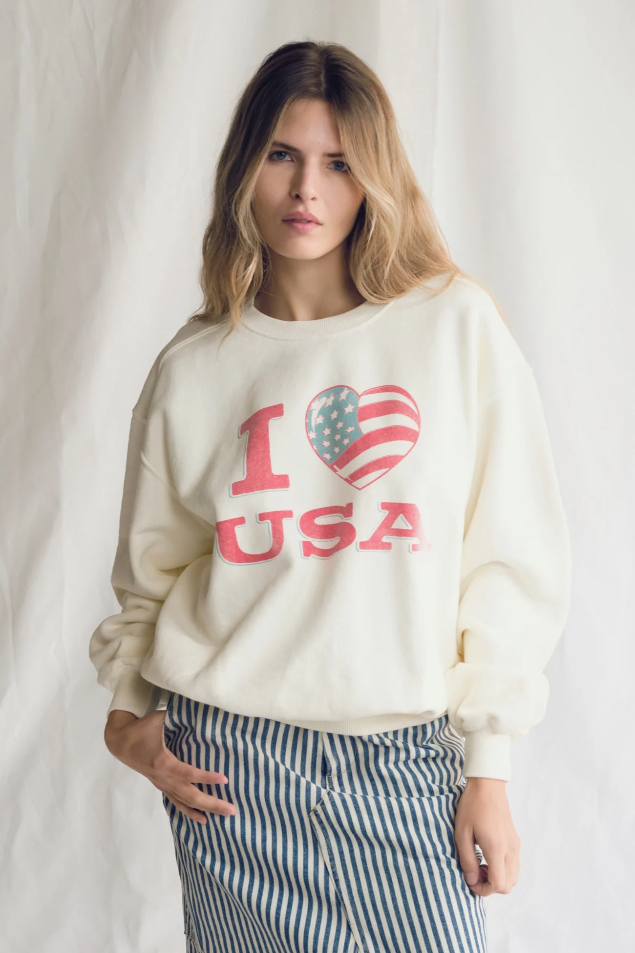 People of Leisure I LOVE USA Crewneck