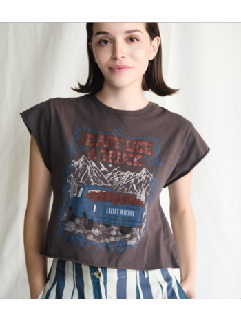 People of Leisure Lainey Wilson Heart Like a Truck Tee
