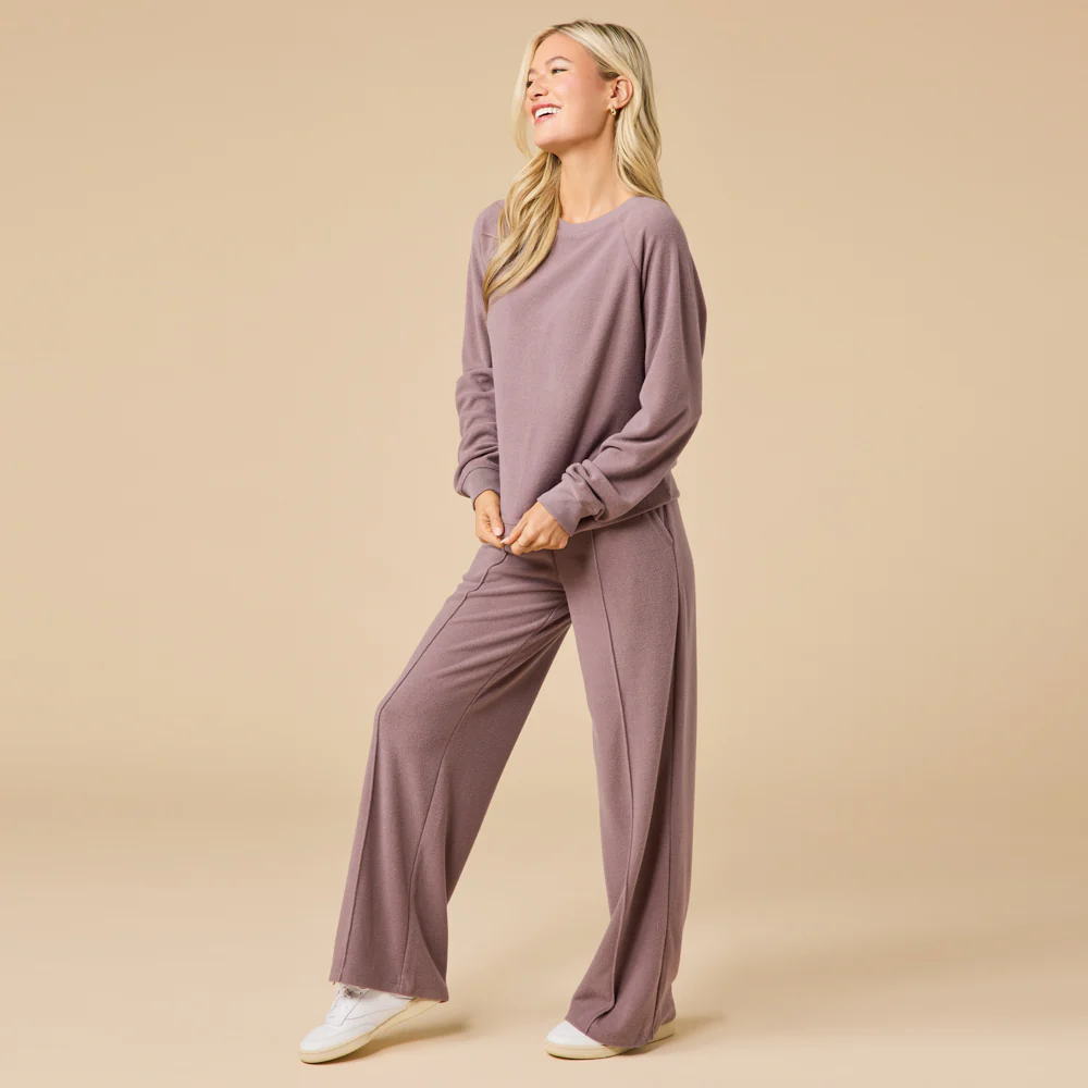 Softies Vintage Velvet Raglan Crewneck w/Jogger