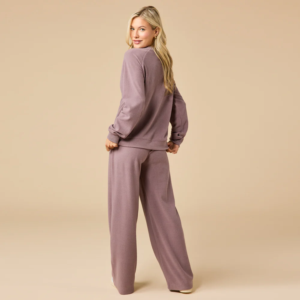 Softies Vintage Velvet Raglan Crewneck w/Jogger