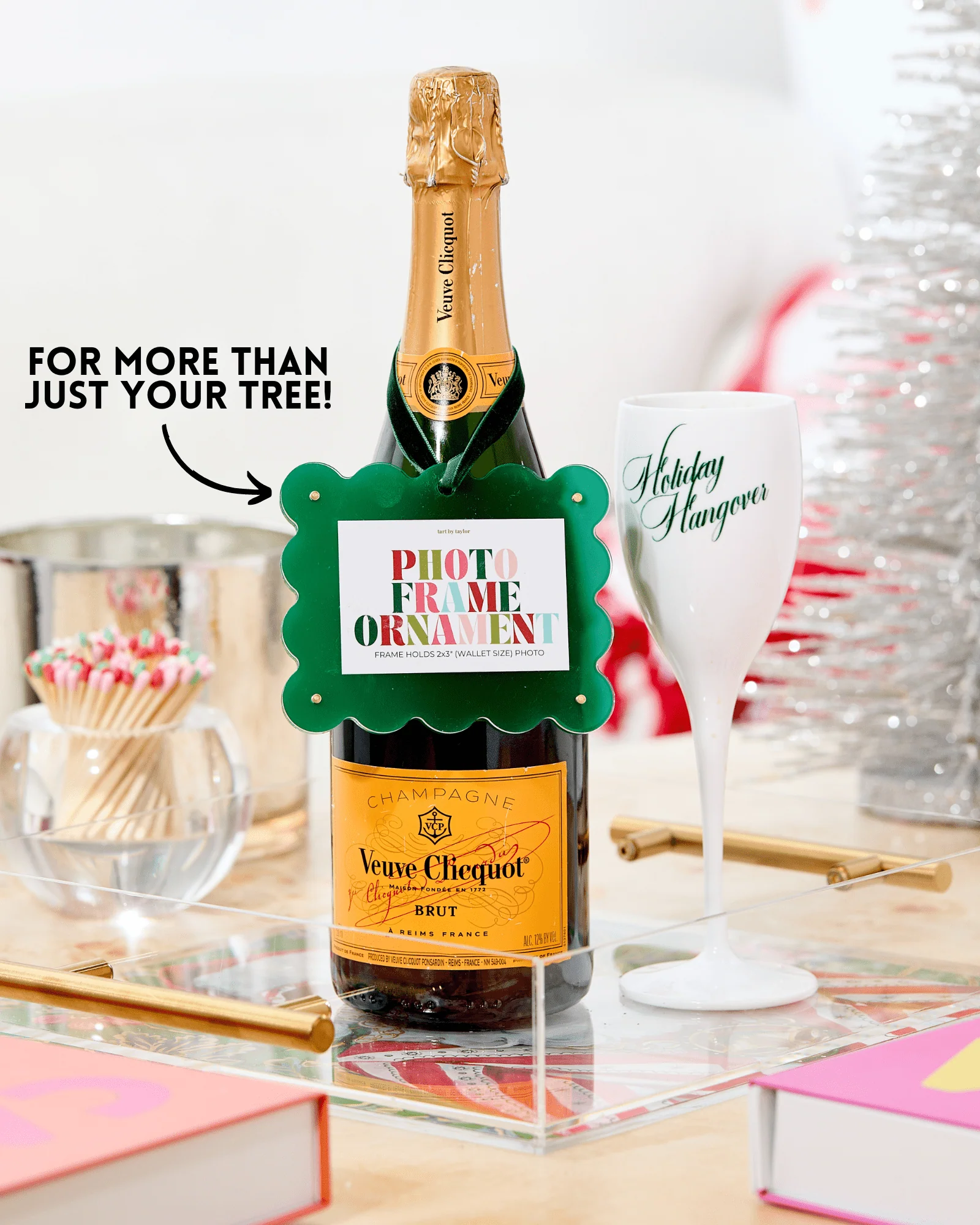 tart BY TAYLOR Ornament Frame