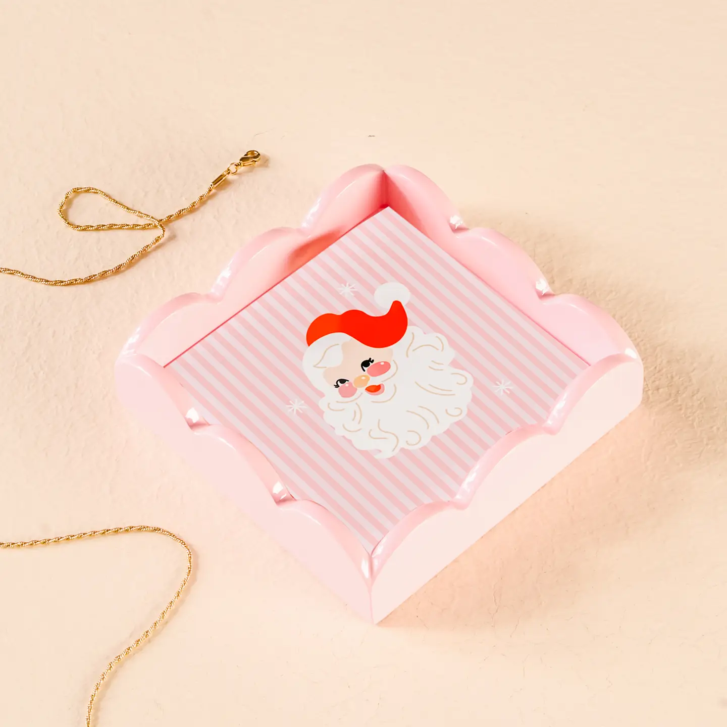 The Darling Effect Holly Jolly Santa Scallop Trinket Tray