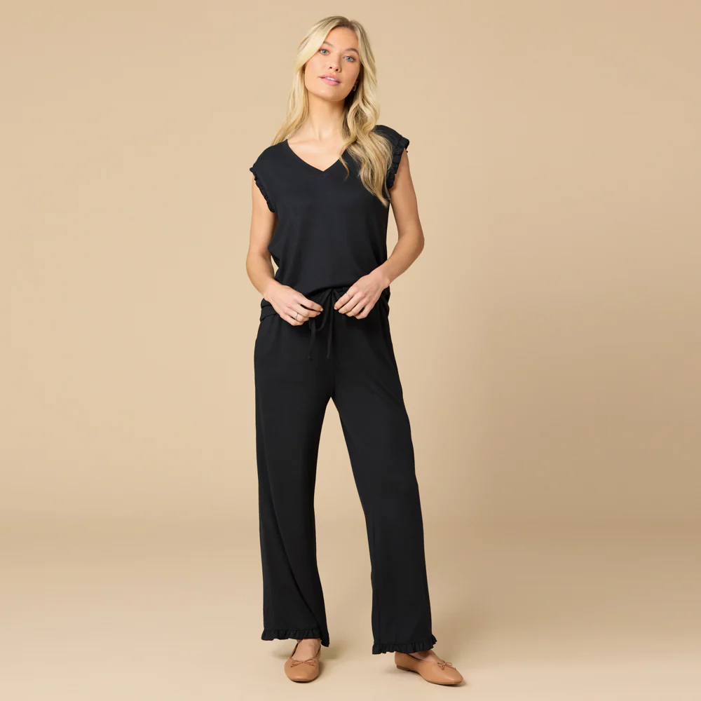 Softies Dream Ruffle V-Neck w/Cropped Pant
