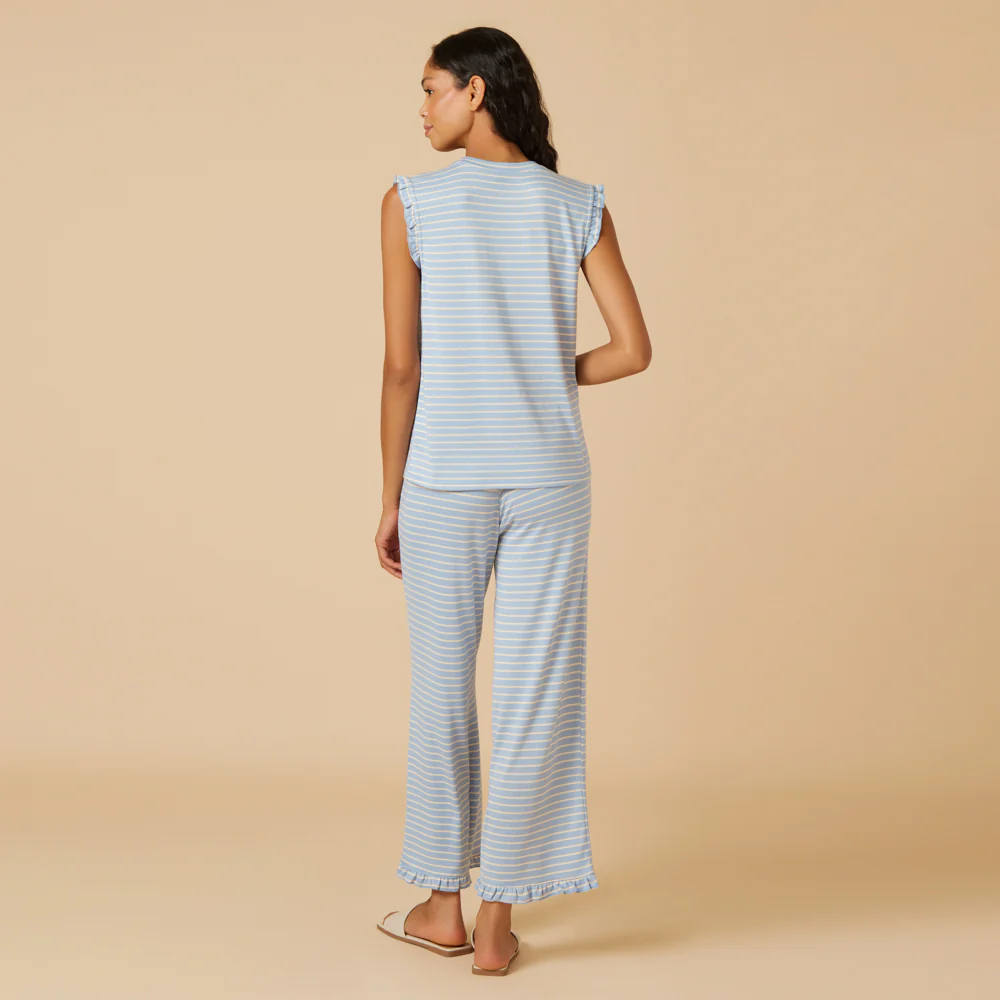 Softies Dream Ruffle V-Neck w/Cropped Pant