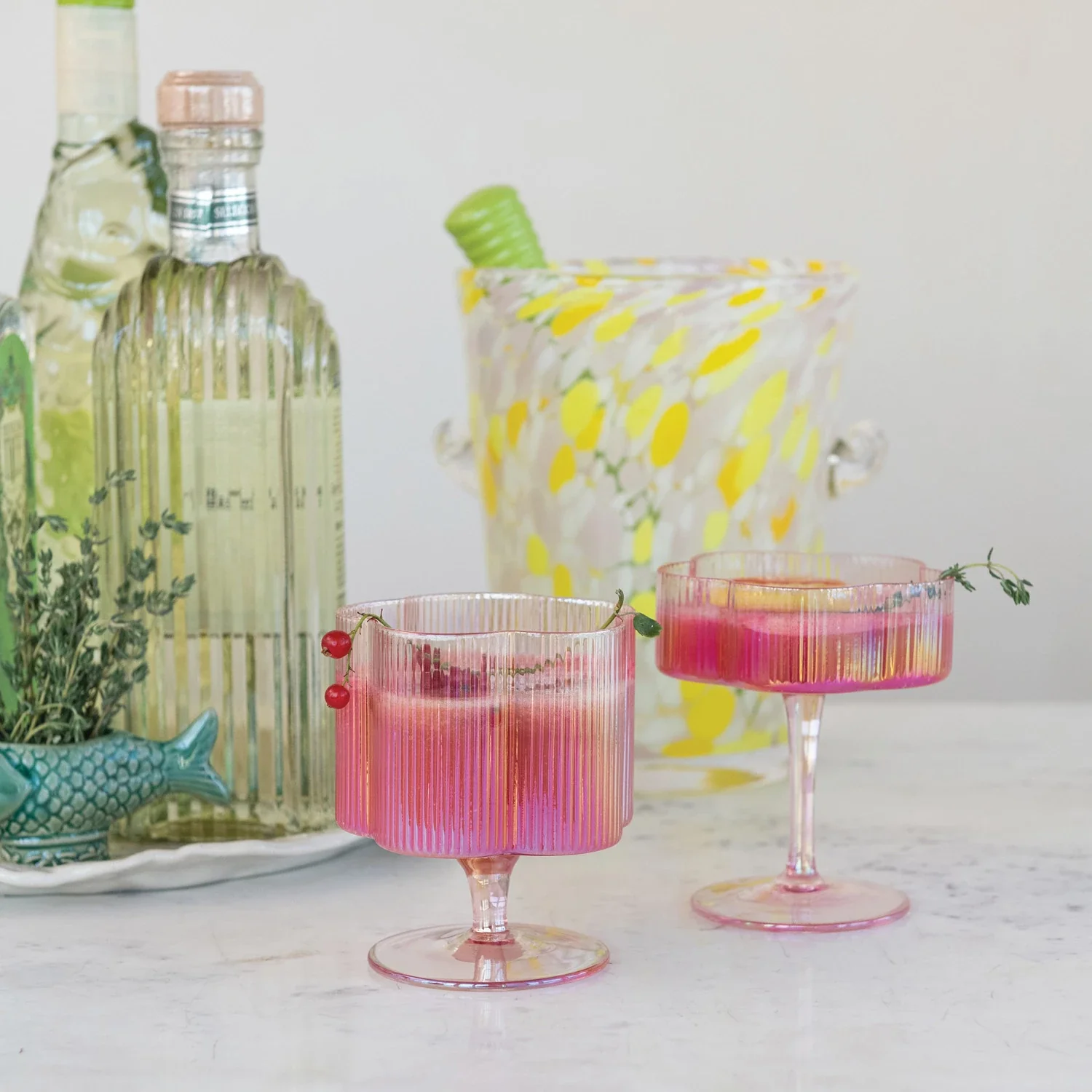 12oz Hand-Blown Pleated Flower Shapped Wine Glass