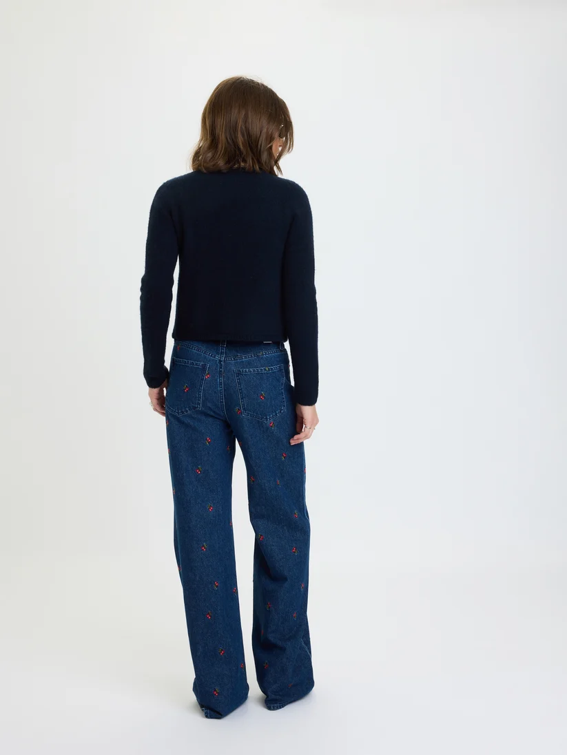 Daze Muse Embroidered Fitted Cardigan
