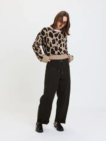 Daze Villa Drawstring Barrel Pant