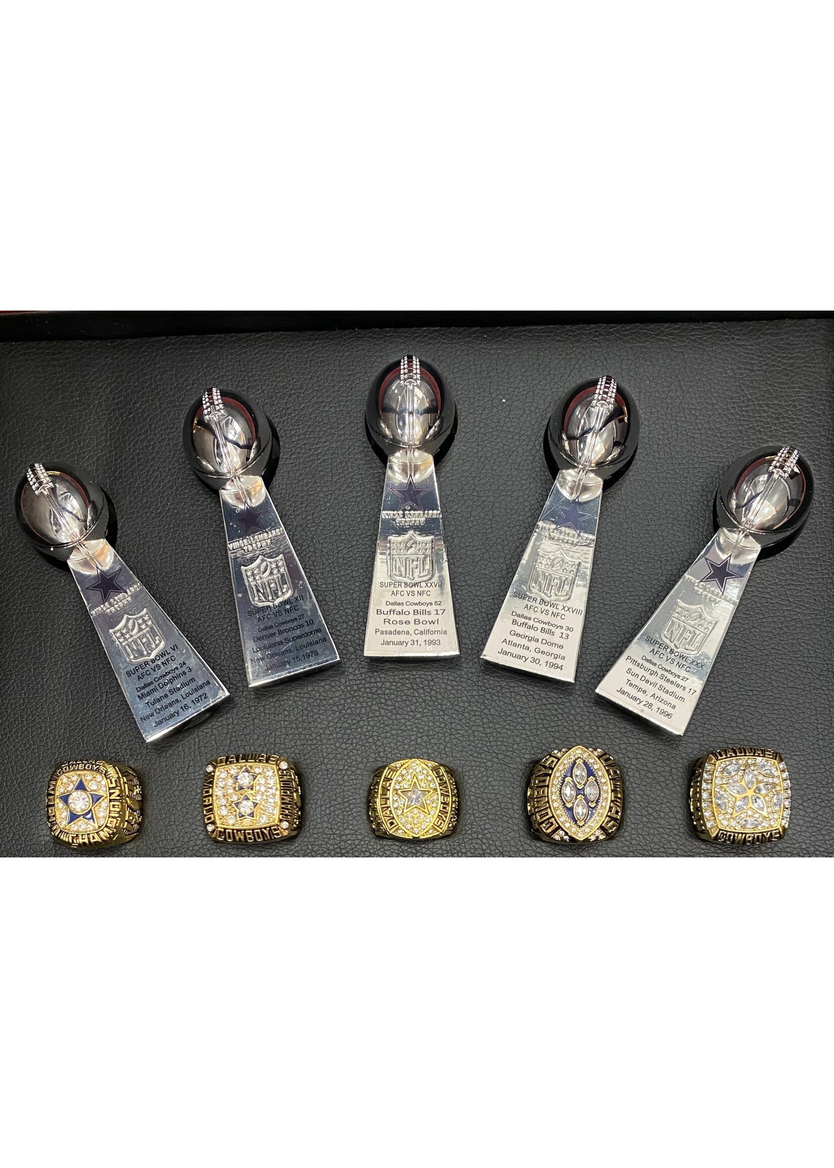 Cowboys 5  Ring & Trophy Set