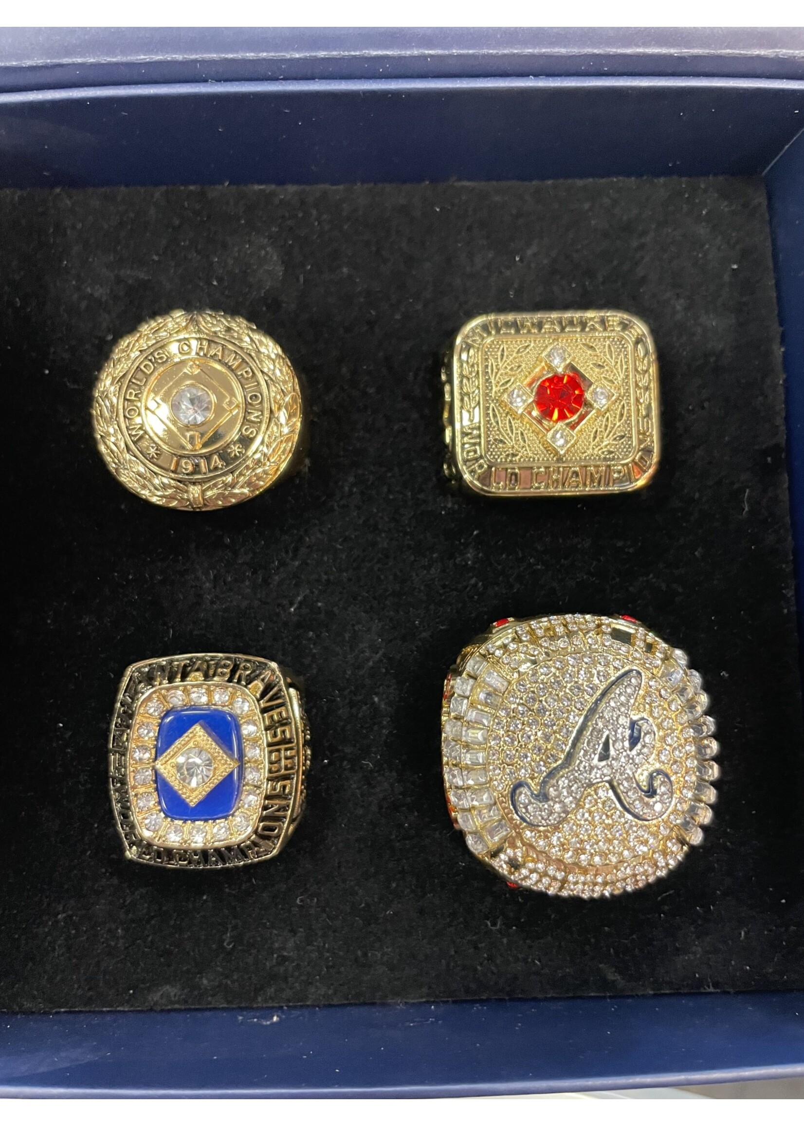 Rings Braves SGA 4 Ring Set