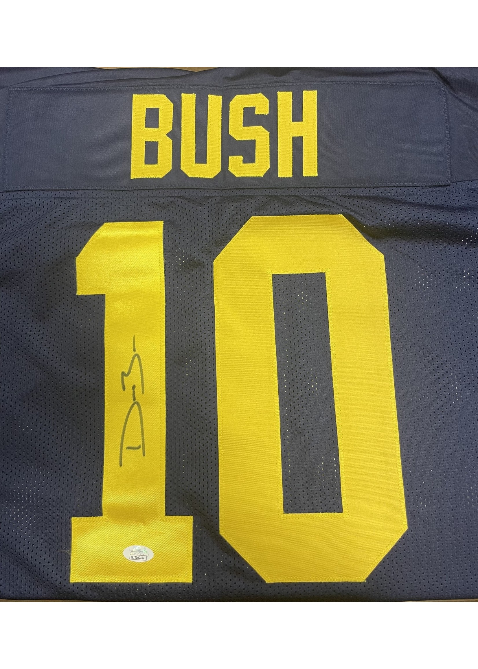 Devin Bush Jersey B