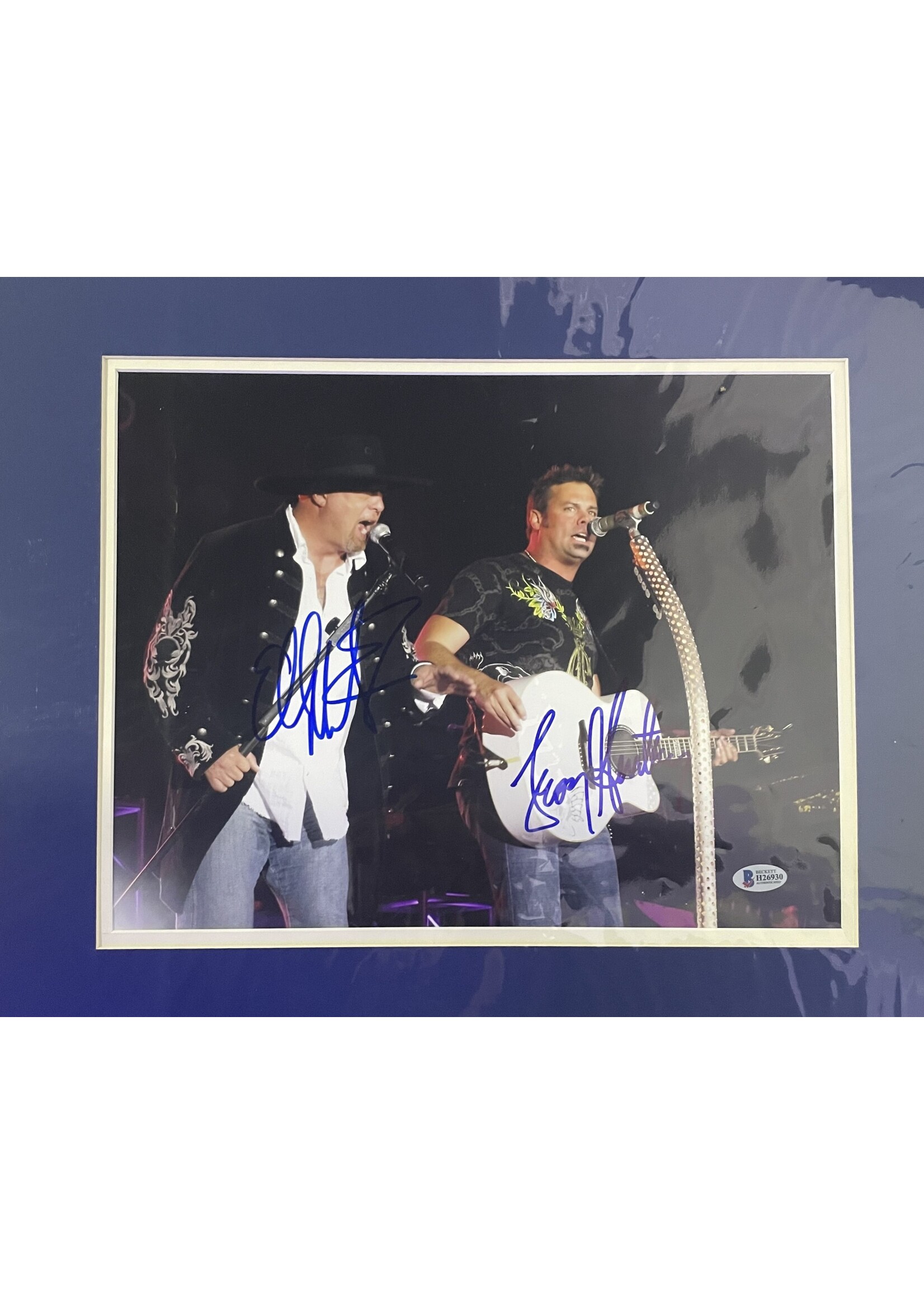 Picture Montgomery Gentry 11x14