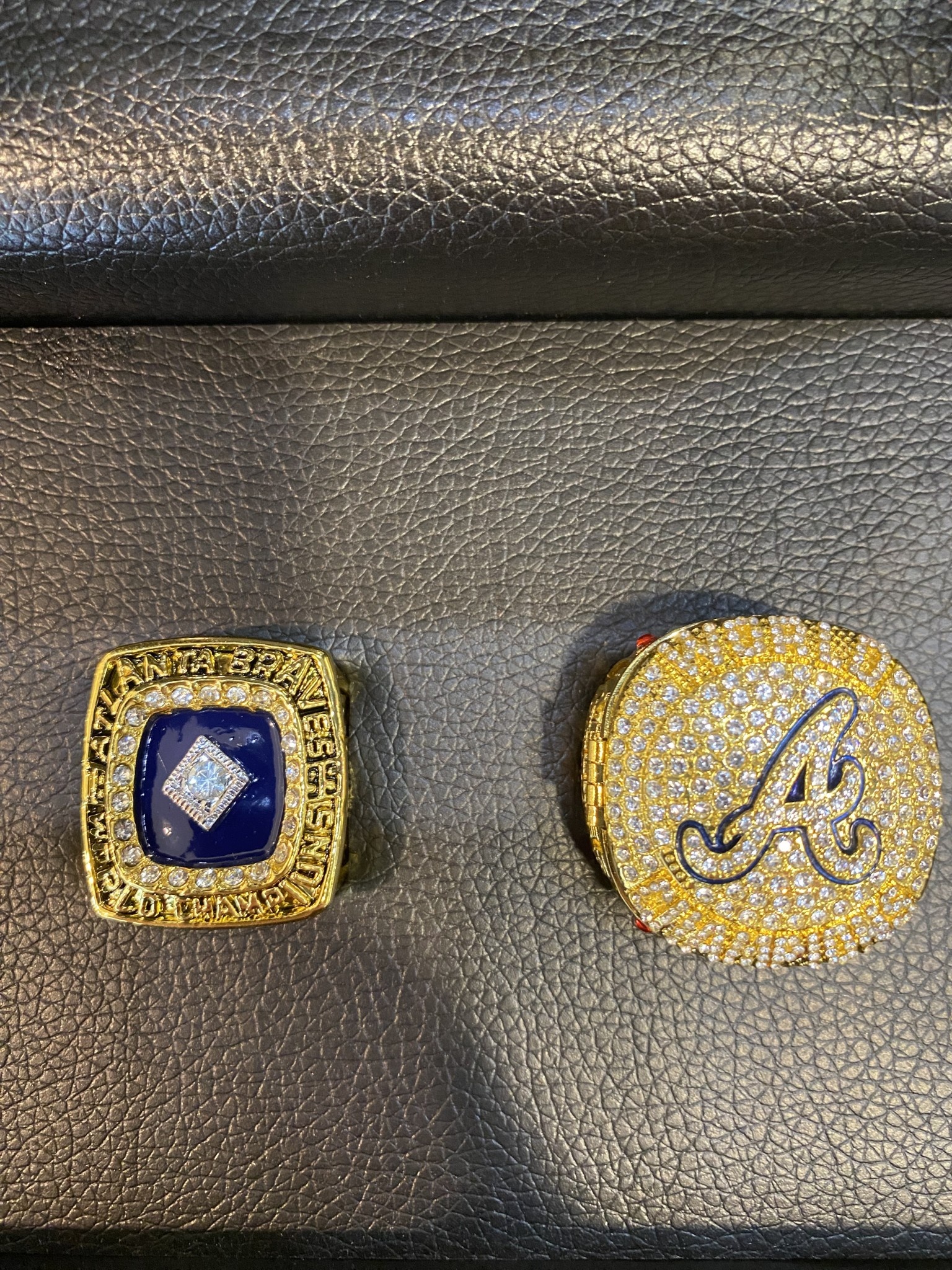 Braves 2 Ring Set Man Cave Memorabilia