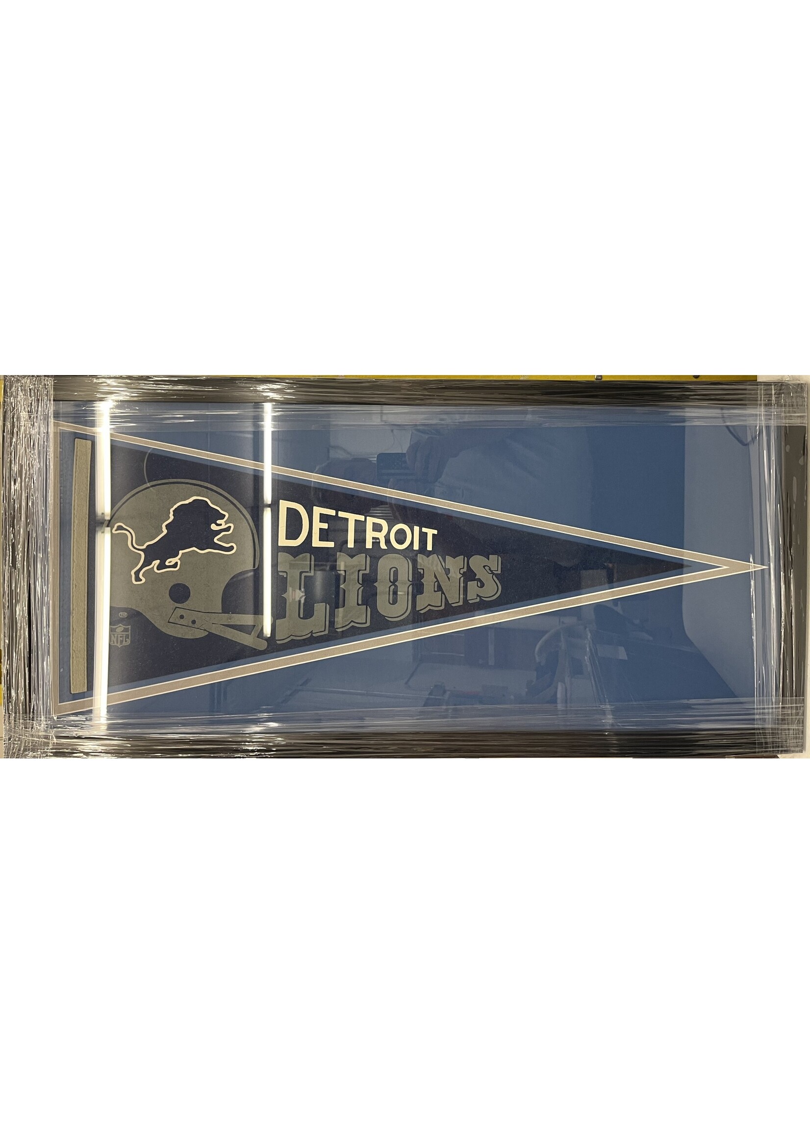 Pennant (F & UF) Lions Helmet 1960s Pennant A