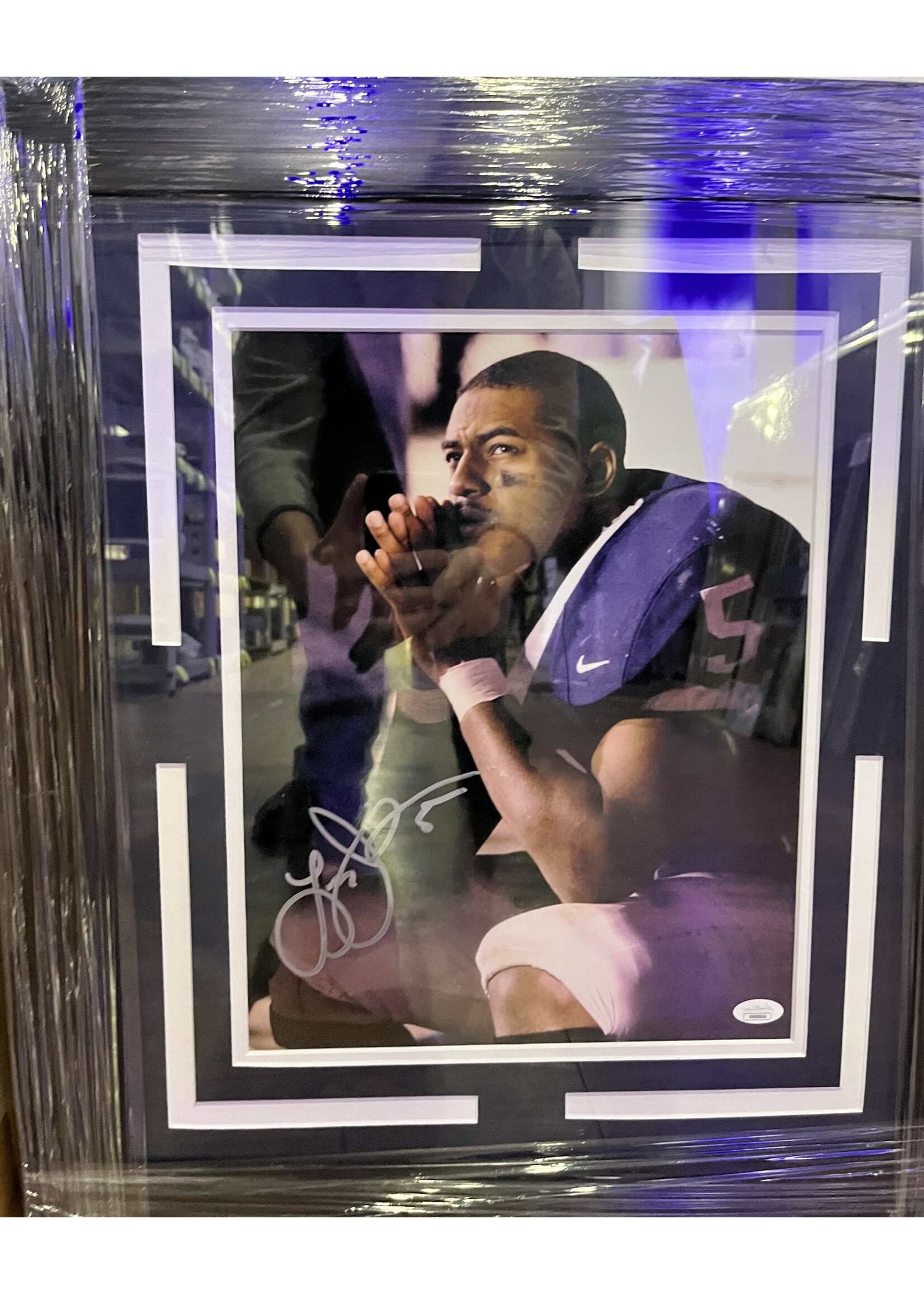 Picture Larry Johnson 11x14