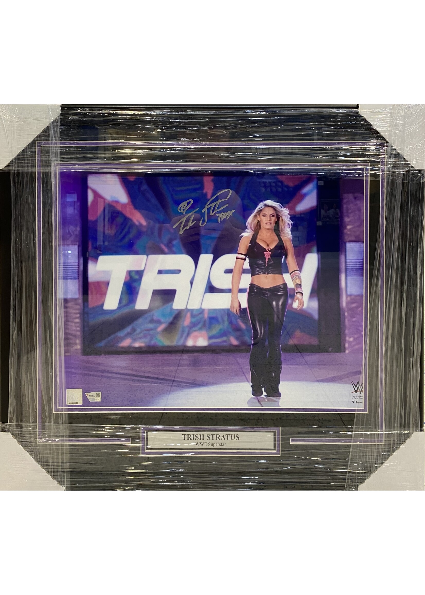 Picture Trish Stratus 16x20