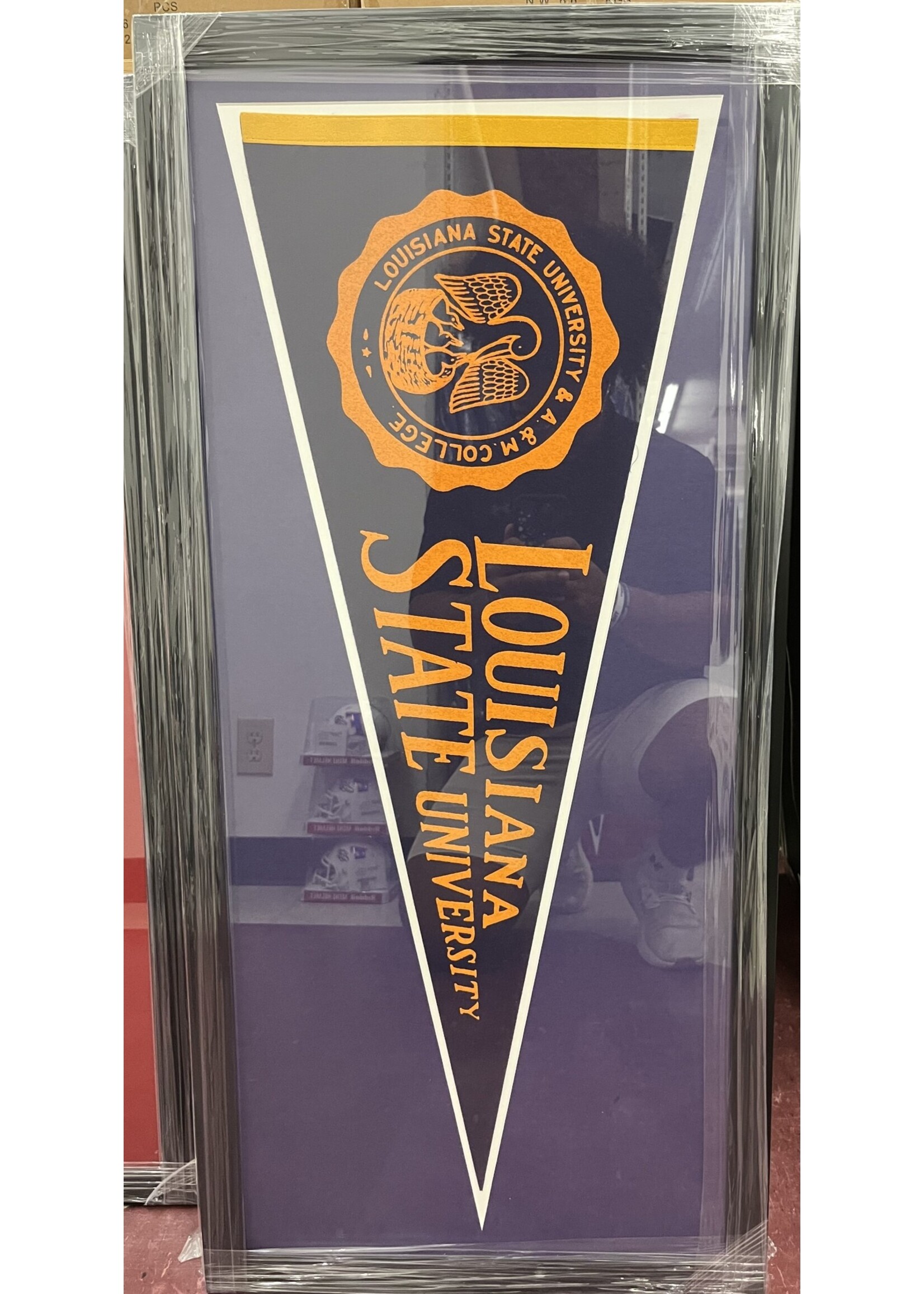Pennant (F & UF) LSU Crest 1960s Pennant
