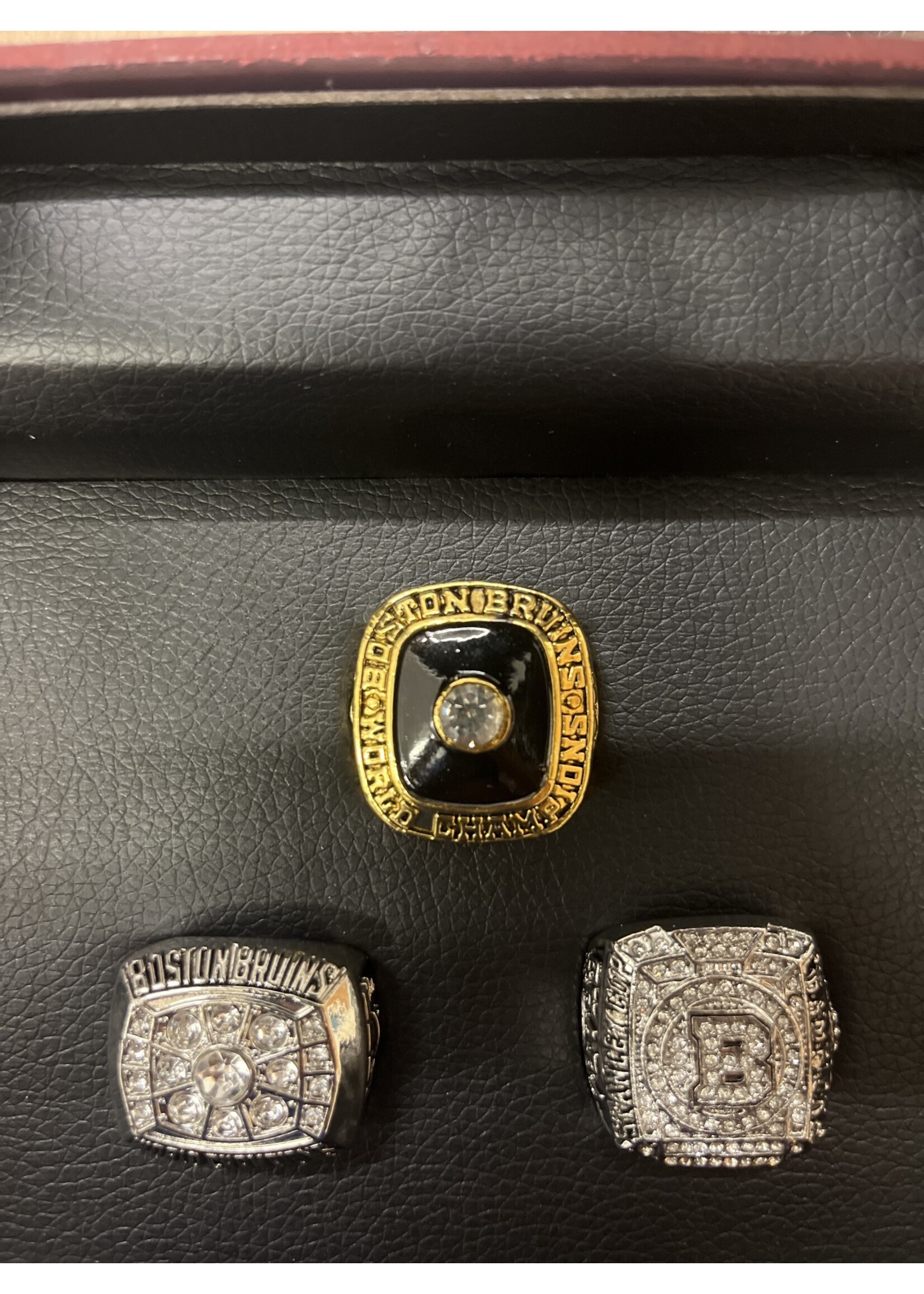 Bruins 3 Ring Set