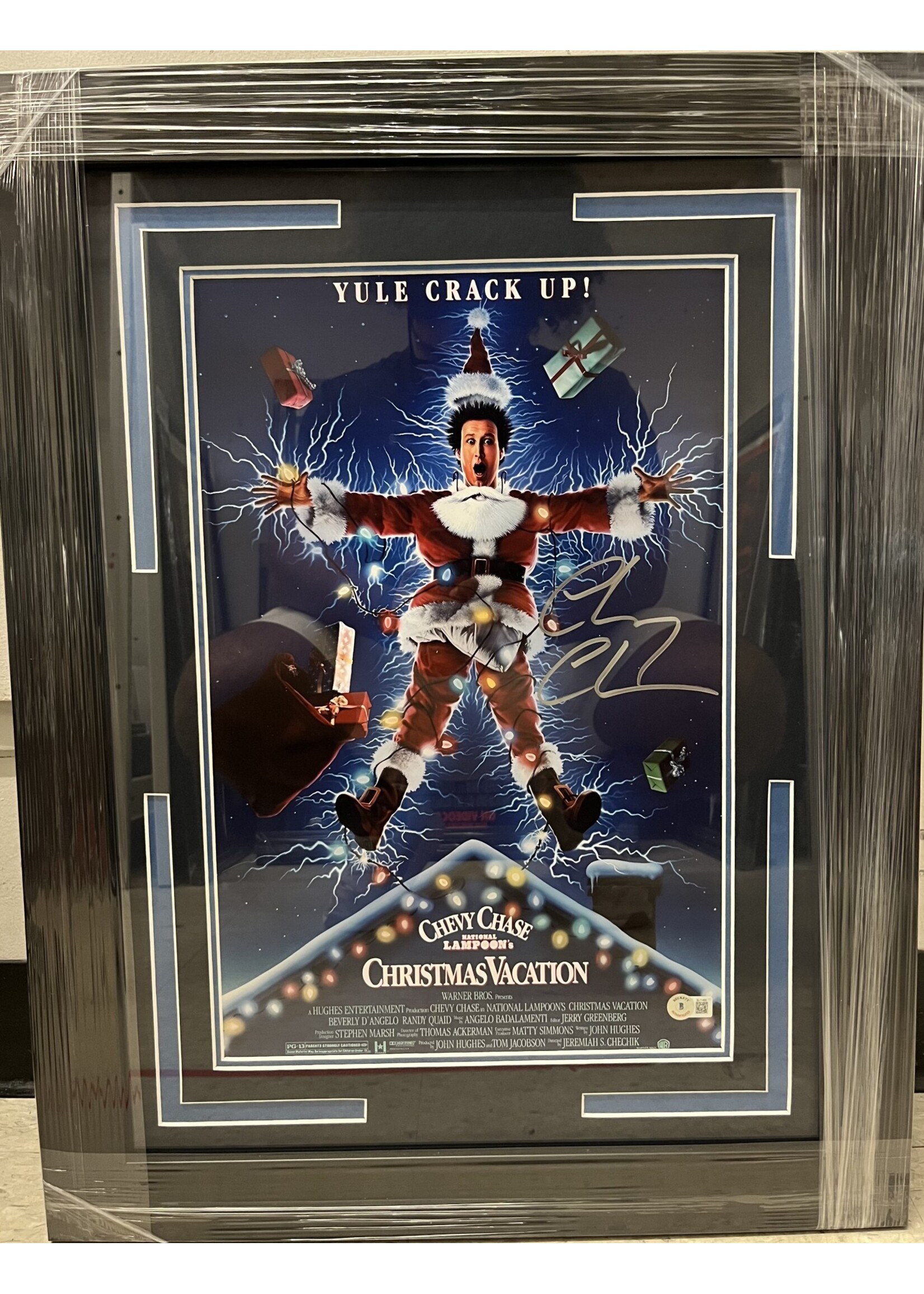 Picture Chevy Chase Christmas 12x18 C