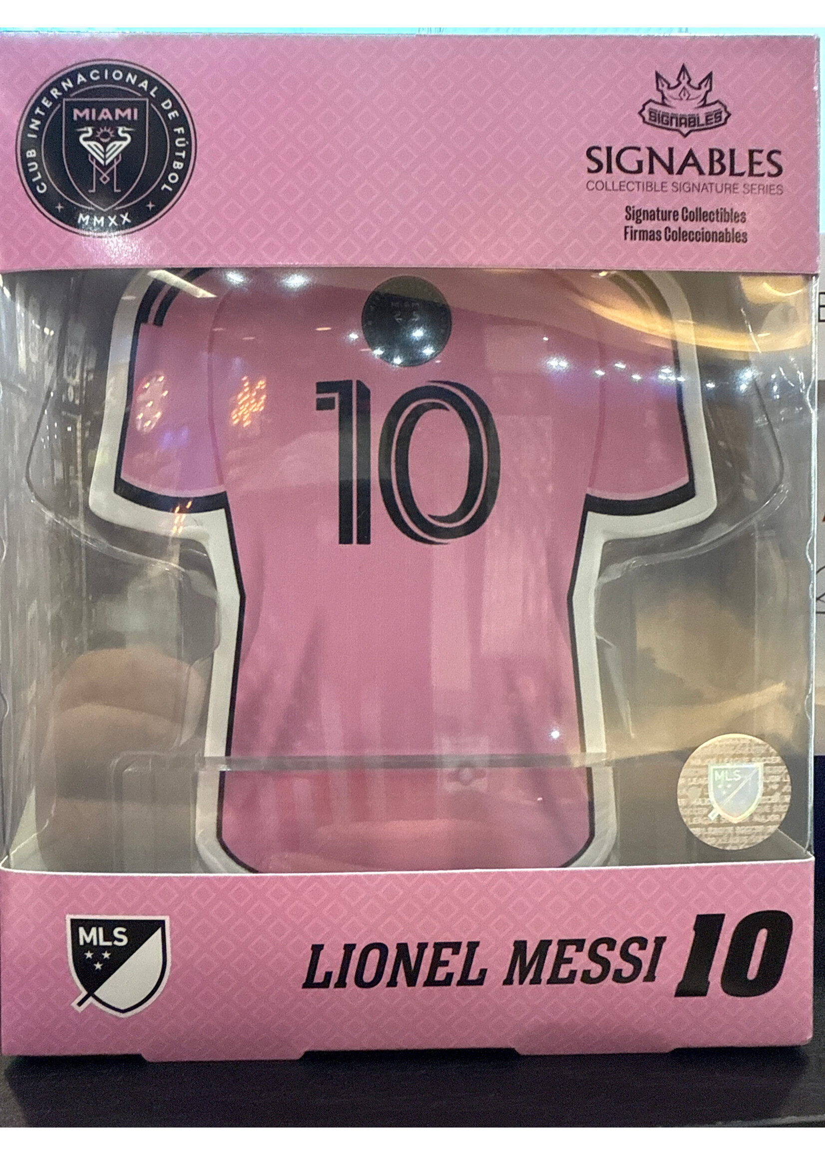 Lionel Messi Pink Signables Collectible