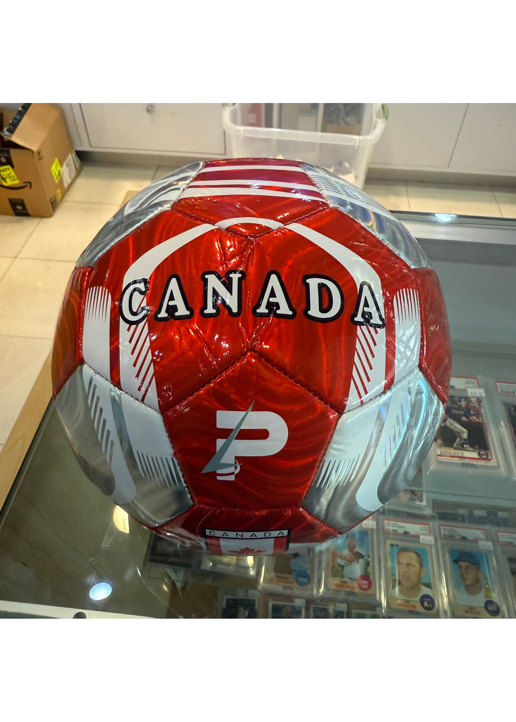 Balls/Bats/Gloves Canada Lg Soccer Ball