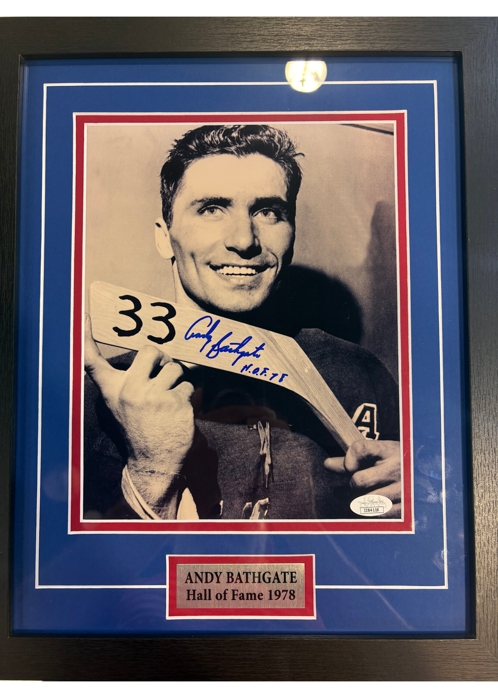 Picture Andy Bathgate 8x10