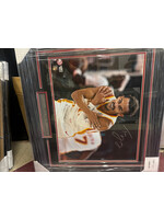 Picture Trae Young 16x20 E