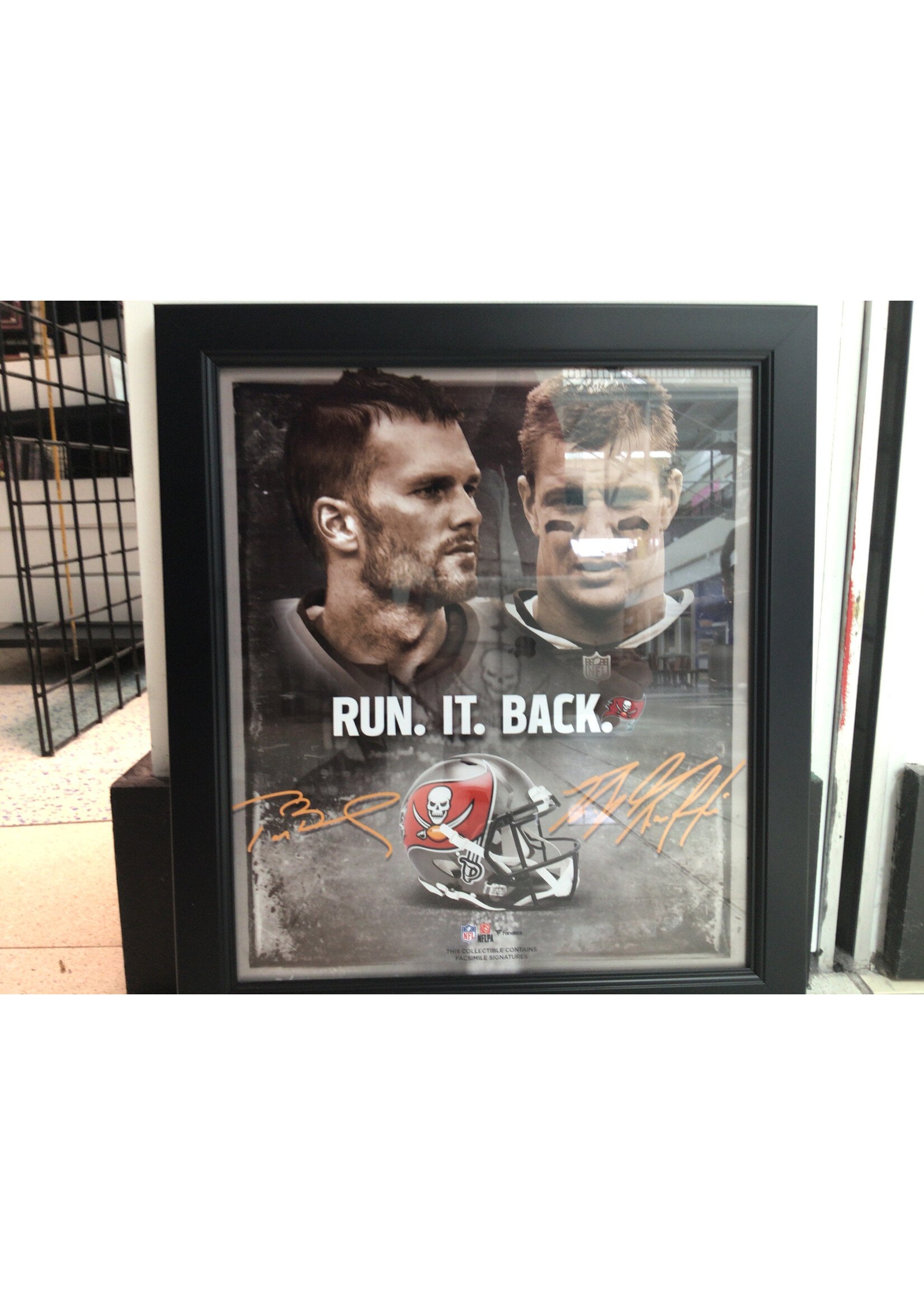 Brady & Gronk 14x14 NS