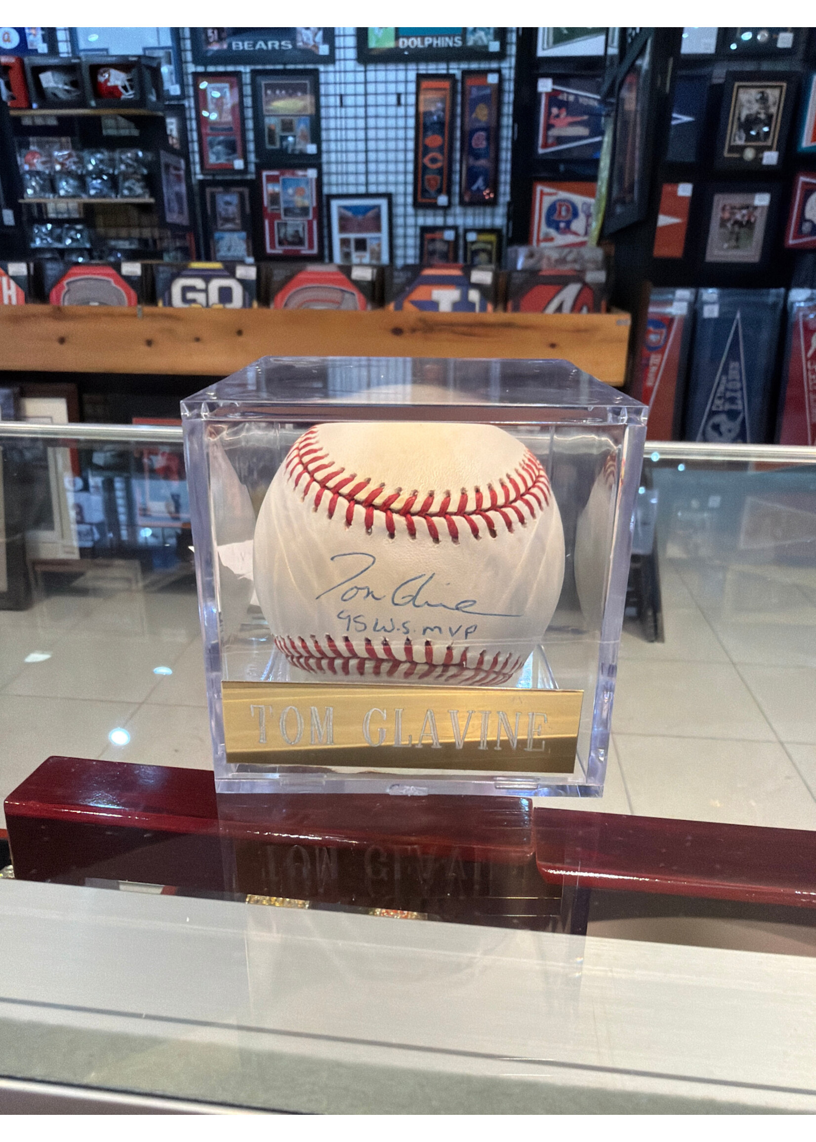 Balls/Bats/Gloves Tom Glavine Baseball B