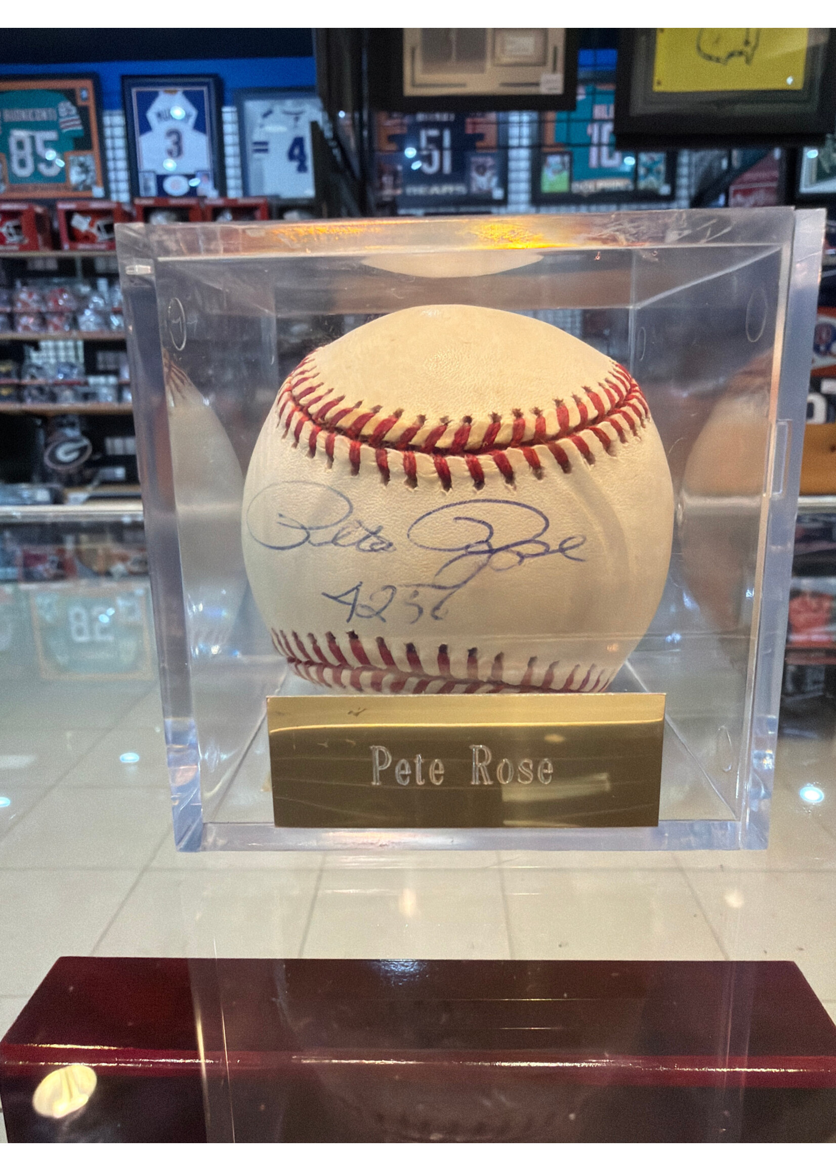 Balls/Bats/Gloves Pete Rose Baseball