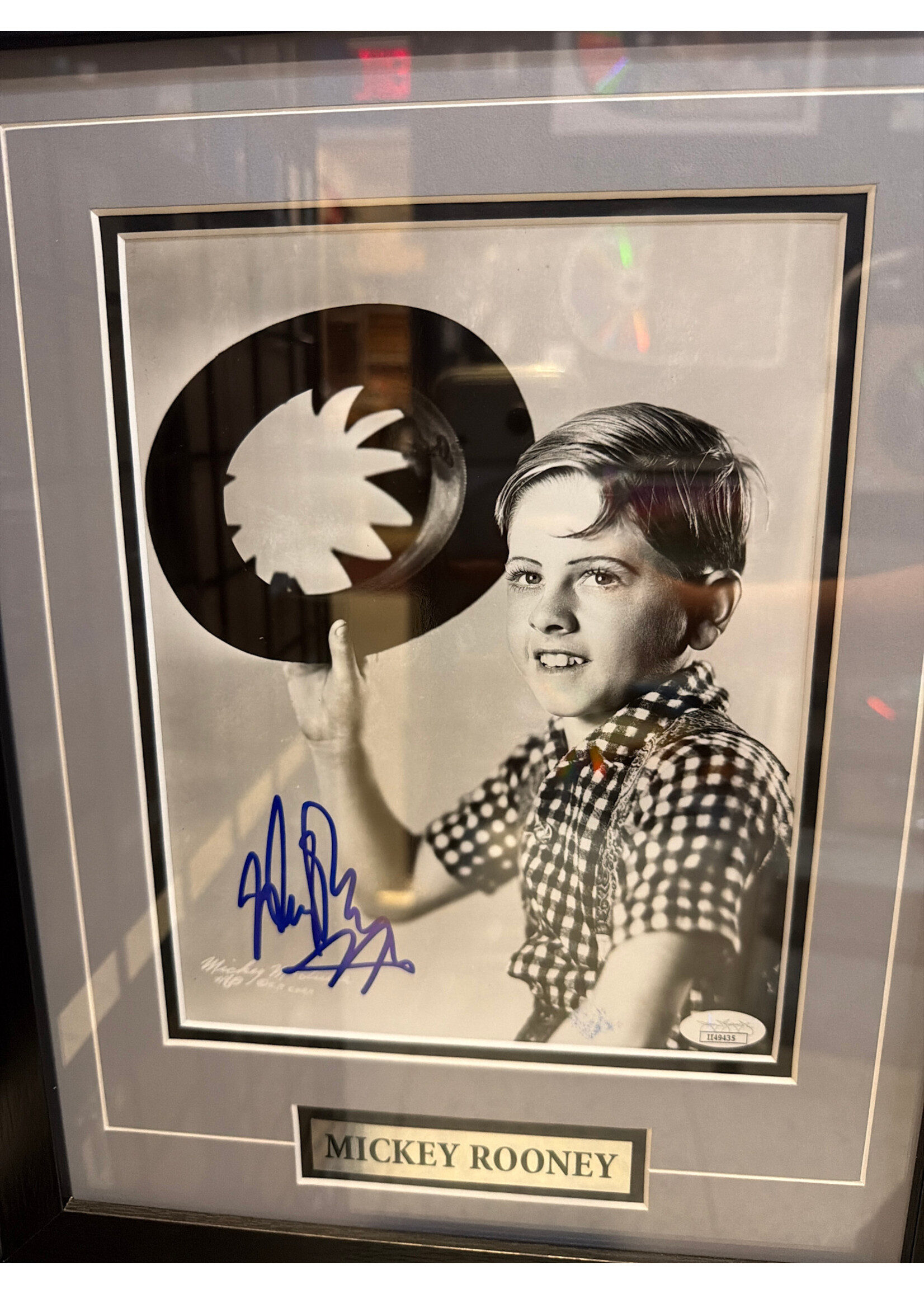 Picture *P Mickey Rooney 8x10