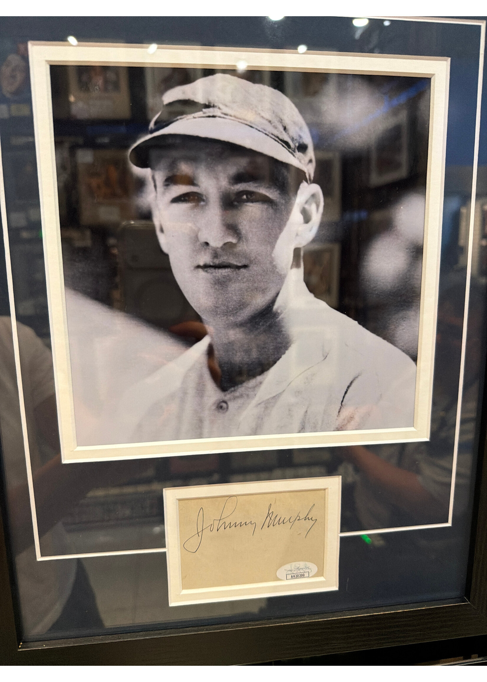 Picture *P Johnny Murphy Cut