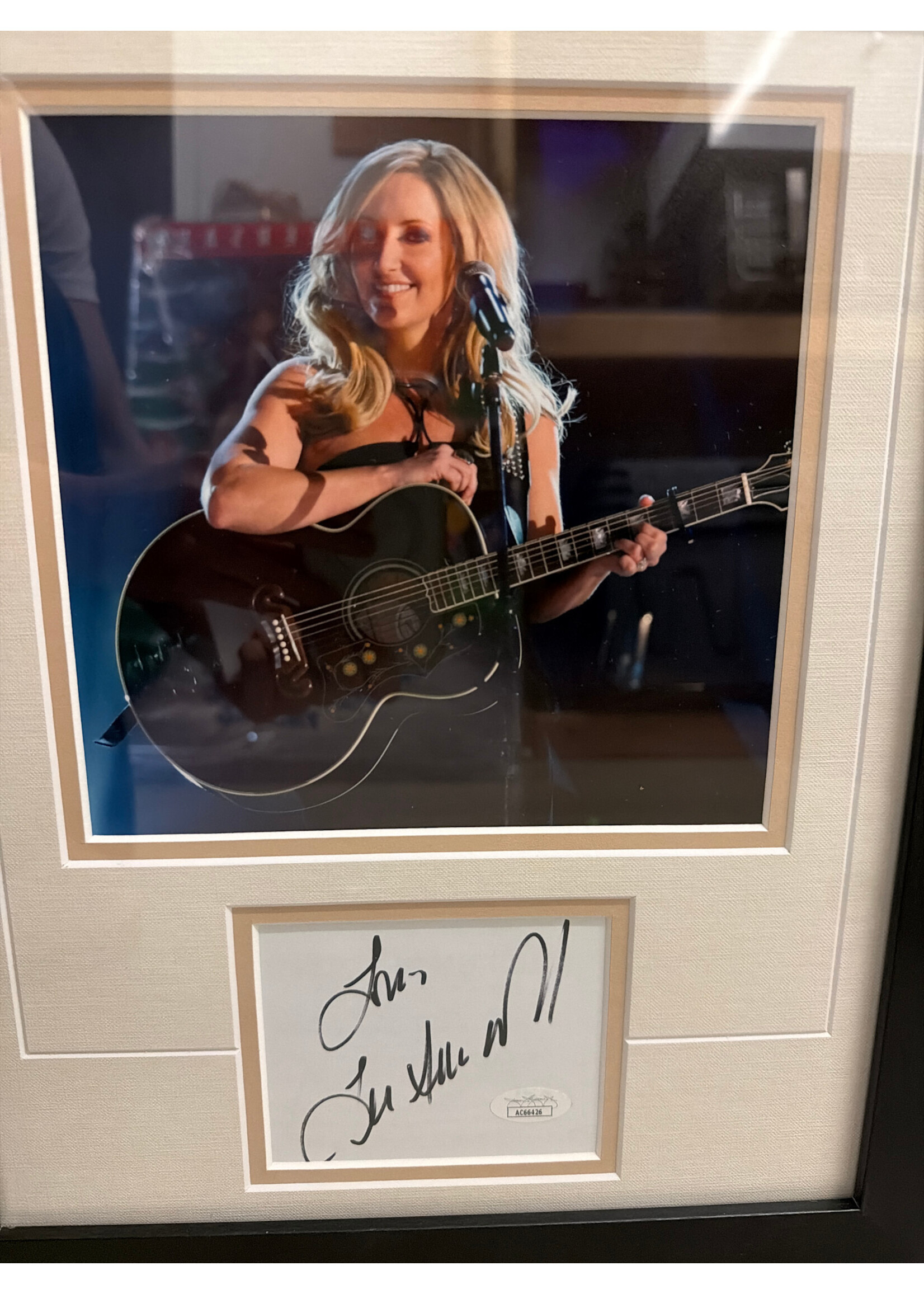 Picture *P Lee Ann Womack Cut