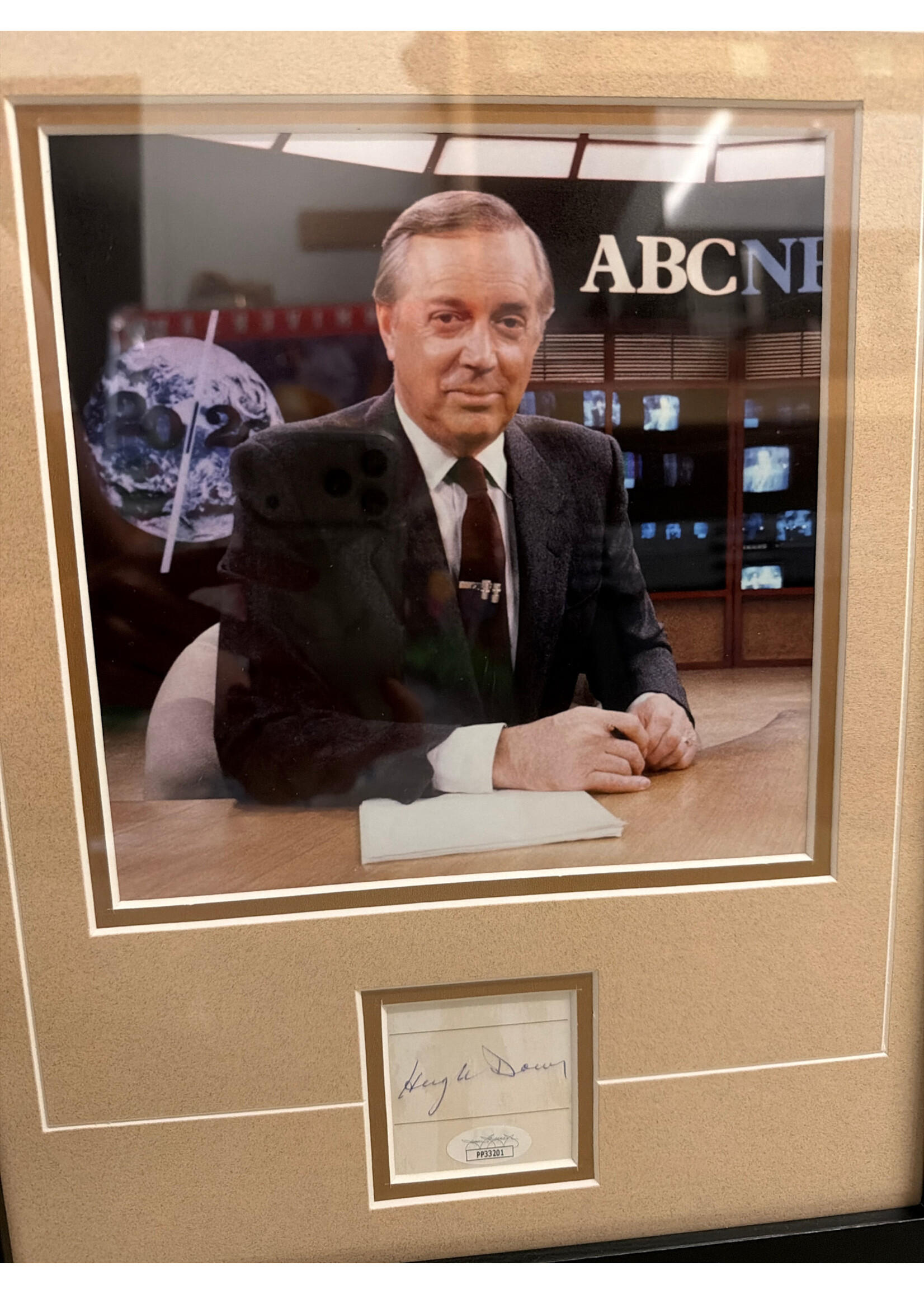 Picture *P Hugh Downs Cut