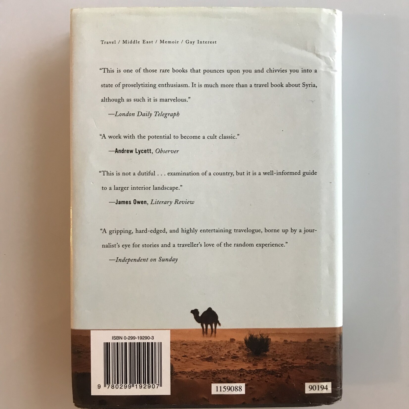 Robert Tewdwr Moss - Cleopatra’s Wedding Present: Travels Through Syria - Hardback (USED)