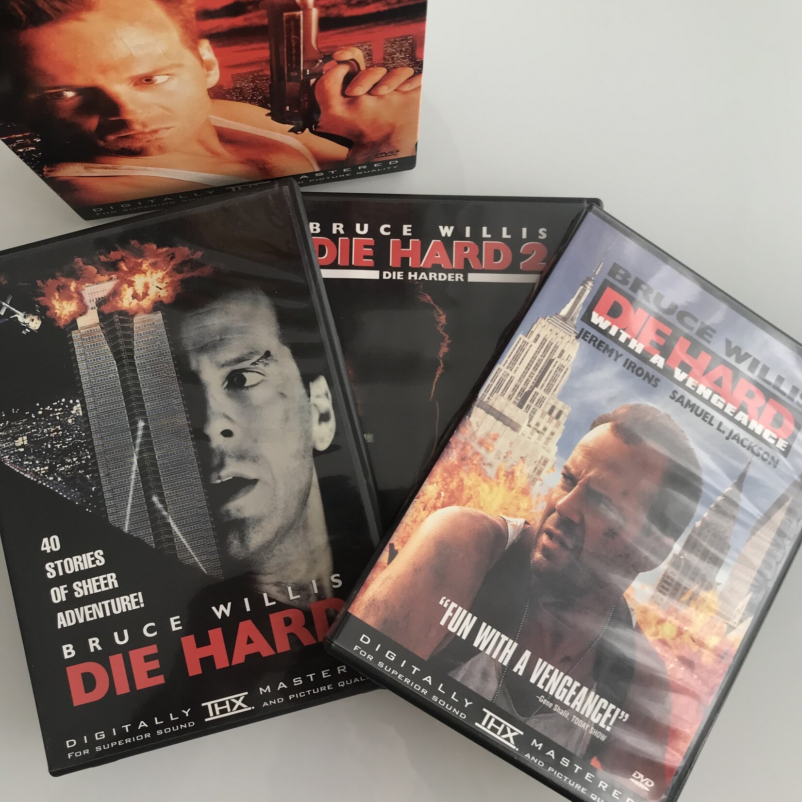 Die Hard Trilogy - Die Hard / Die Hard 2 / Die Hard With A Vengeance - DVD (USED)