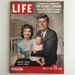 LIFE - 1958-04-21, John F. Kennedy, Jacqueline Kennedy Onassis - Magazine (USED)