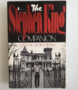 George Beahm - The Stephen King Companion - Paperback (USED)