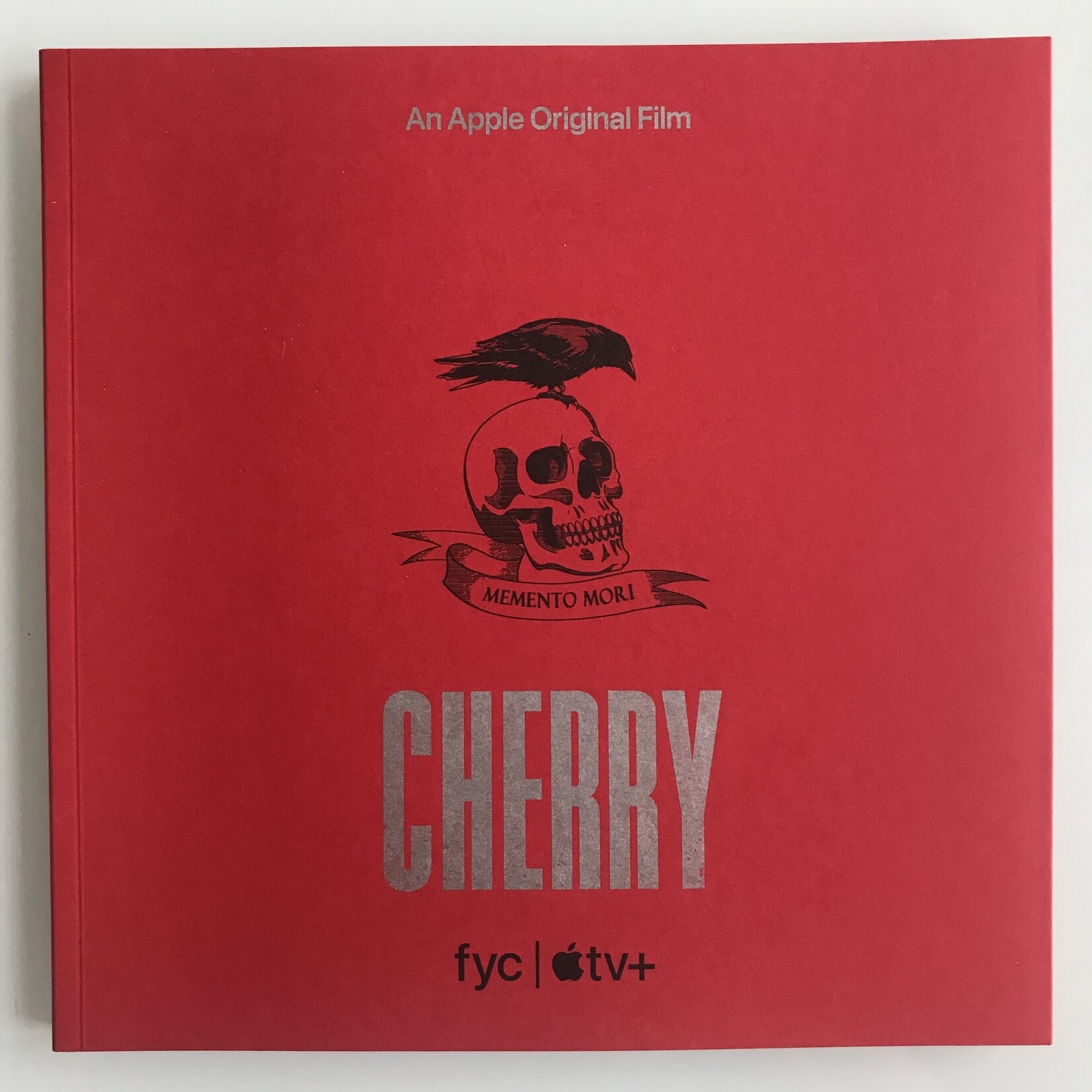 AppleTV+ - Cherry Script, Hologram & Promo Book (No Dog Tags) - Box Set (USED - VG)