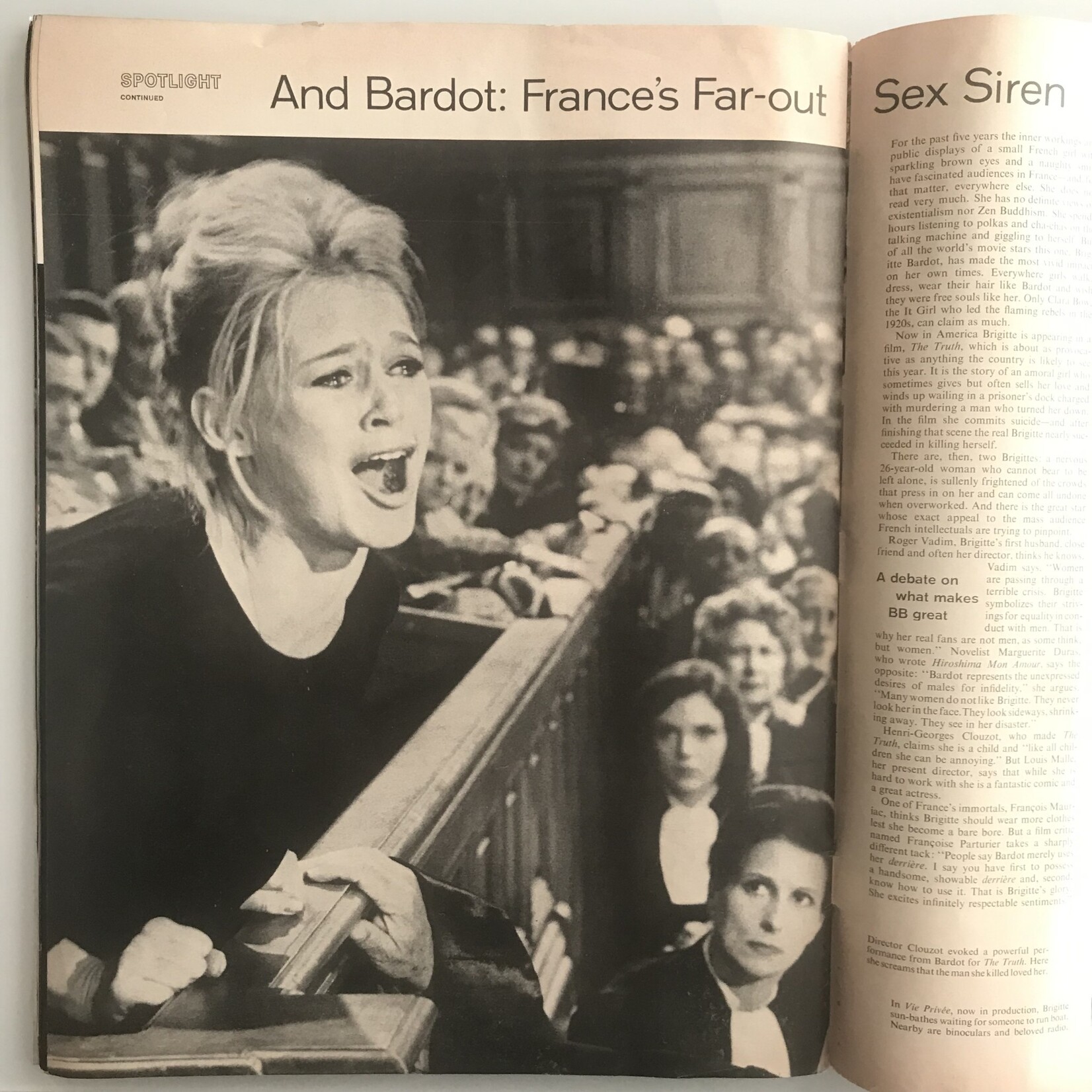 LIFE - 1961-07-28 - Brigitte Bardot - Magazine (USED)